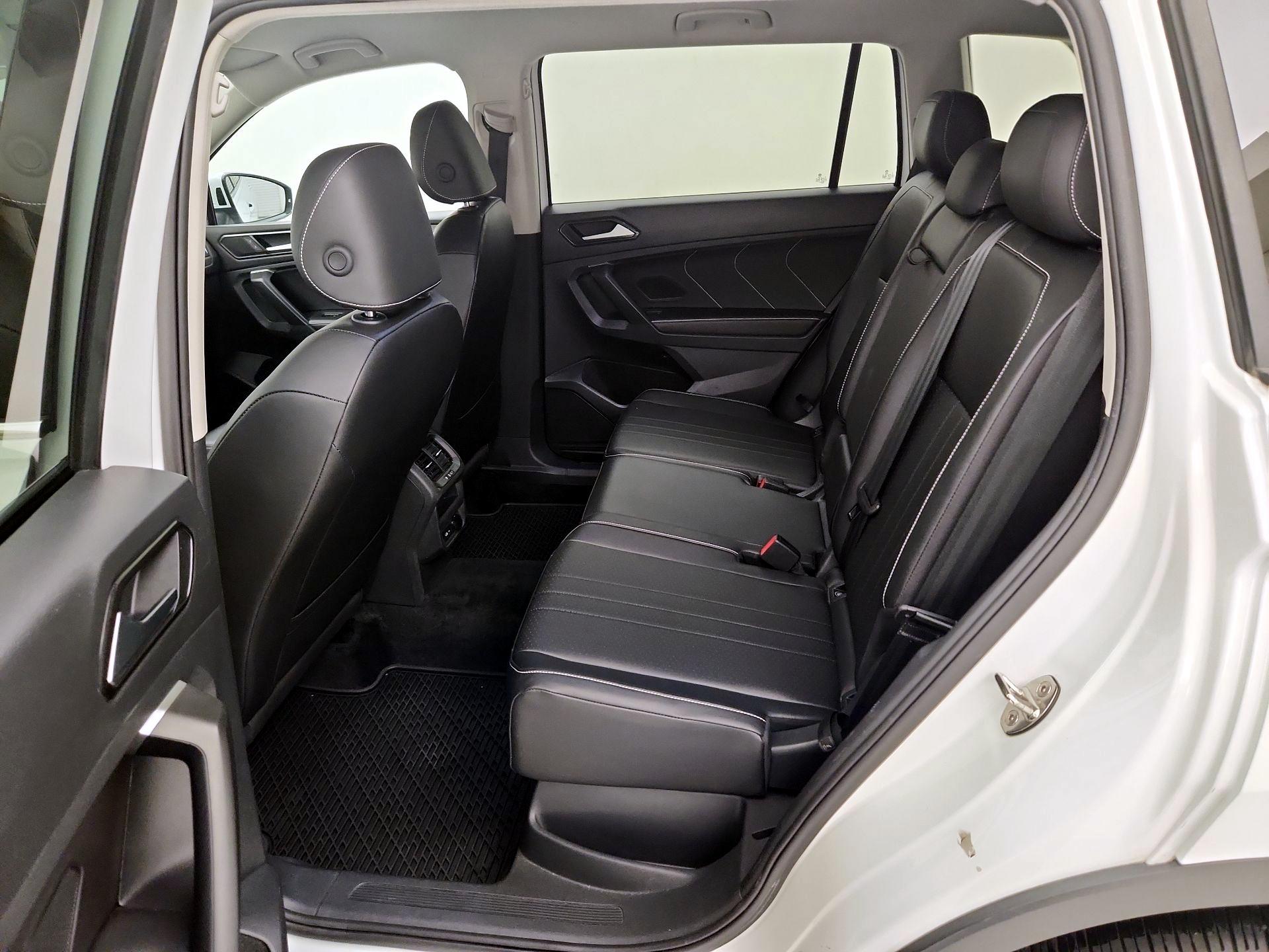 Thumbnail: 2024 Volkswagen Tiguan - 19