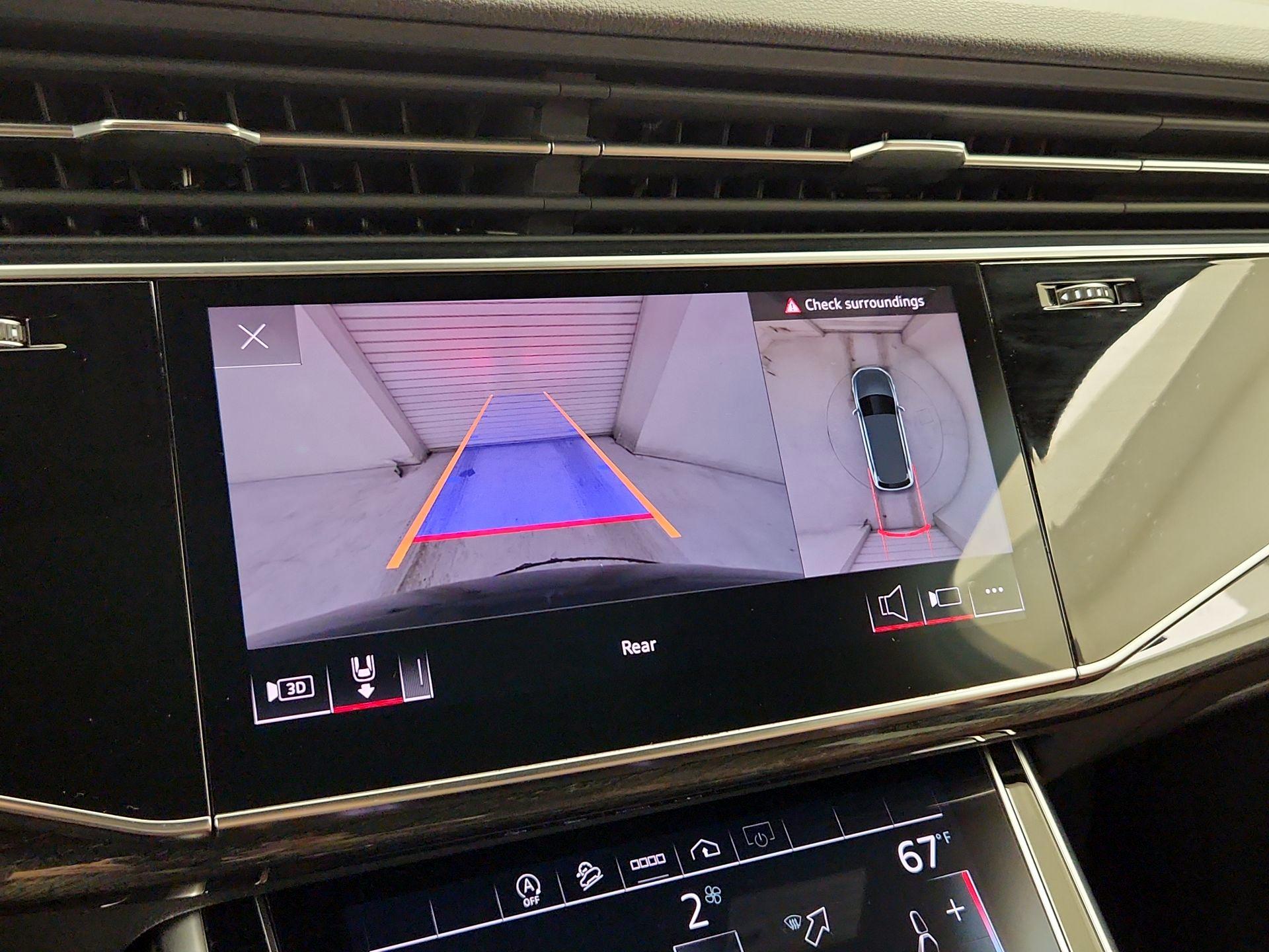 Thumbnail: 2021 Audi Q7 - 15