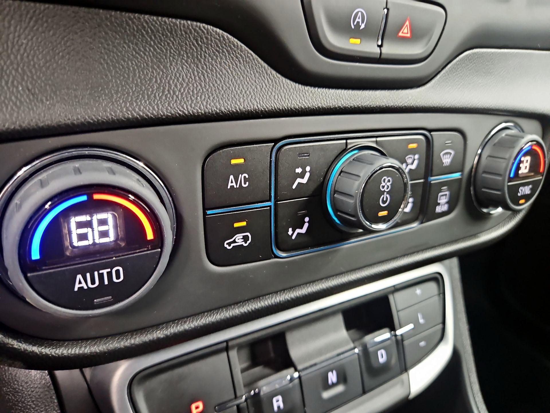 Thumbnail: 2023 GMC Terrain - 16