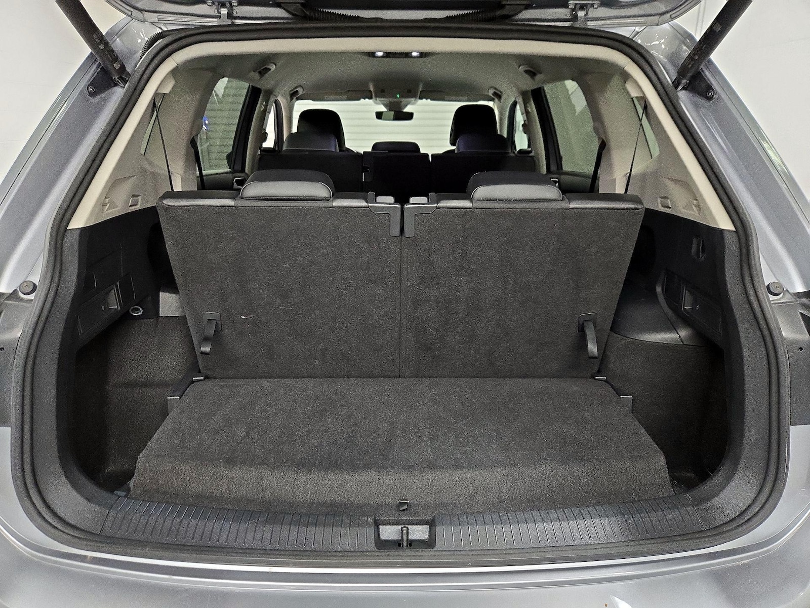 2024 Volkswagen Tiguan SE - Photo 22