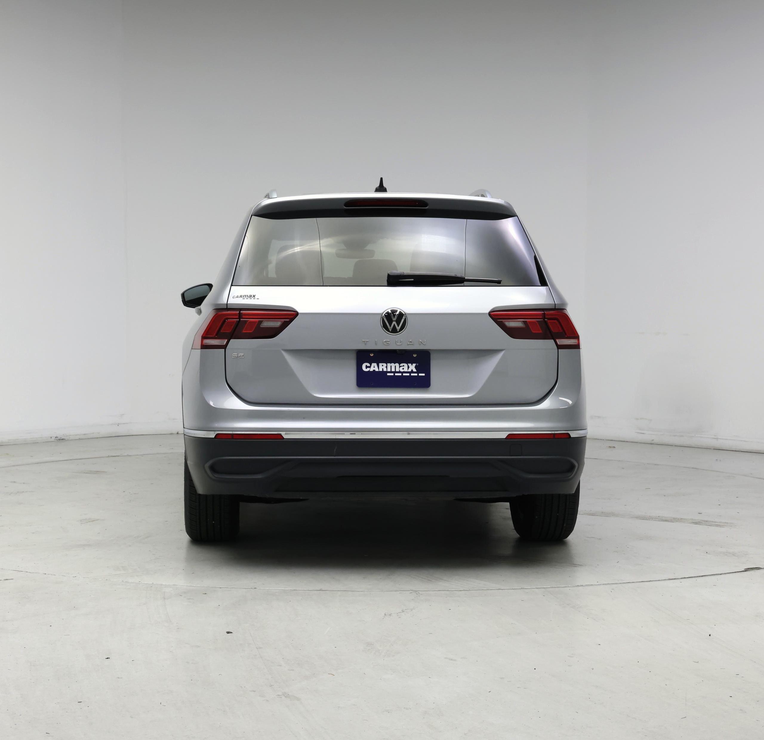 Thumbnail: 2024 Volkswagen Tiguan - 6