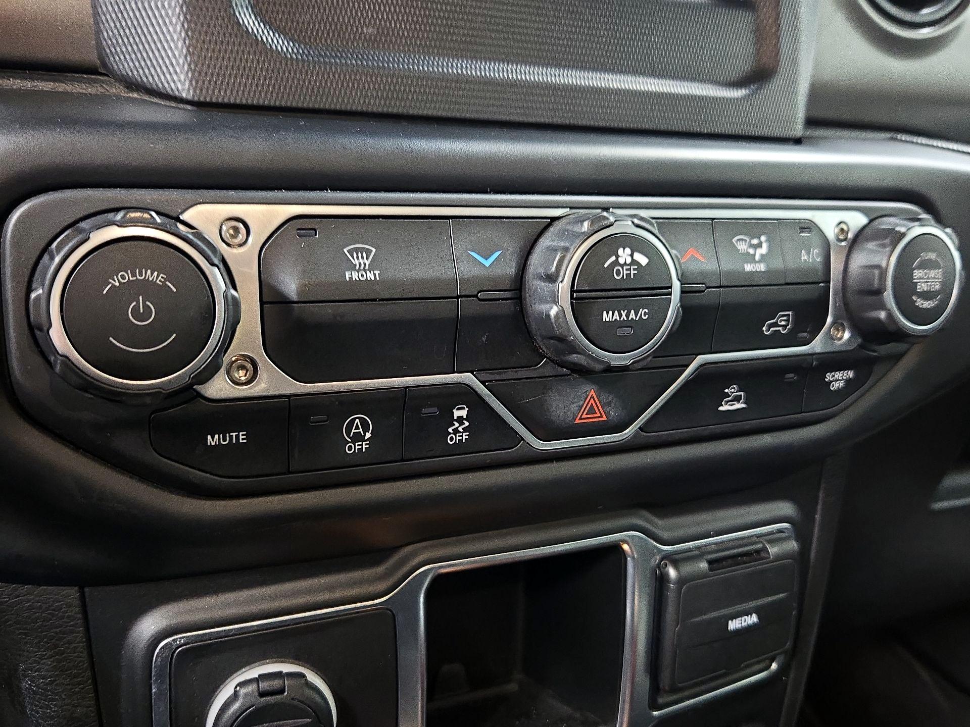 Thumbnail: 2023 Jeep Wrangler - 16