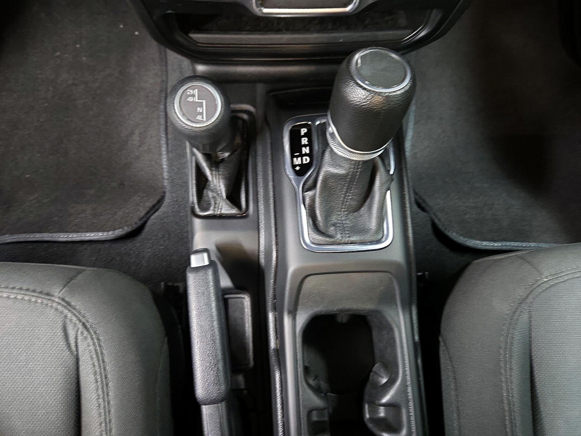 Thumbnail: 2023 Jeep Wrangler - 17