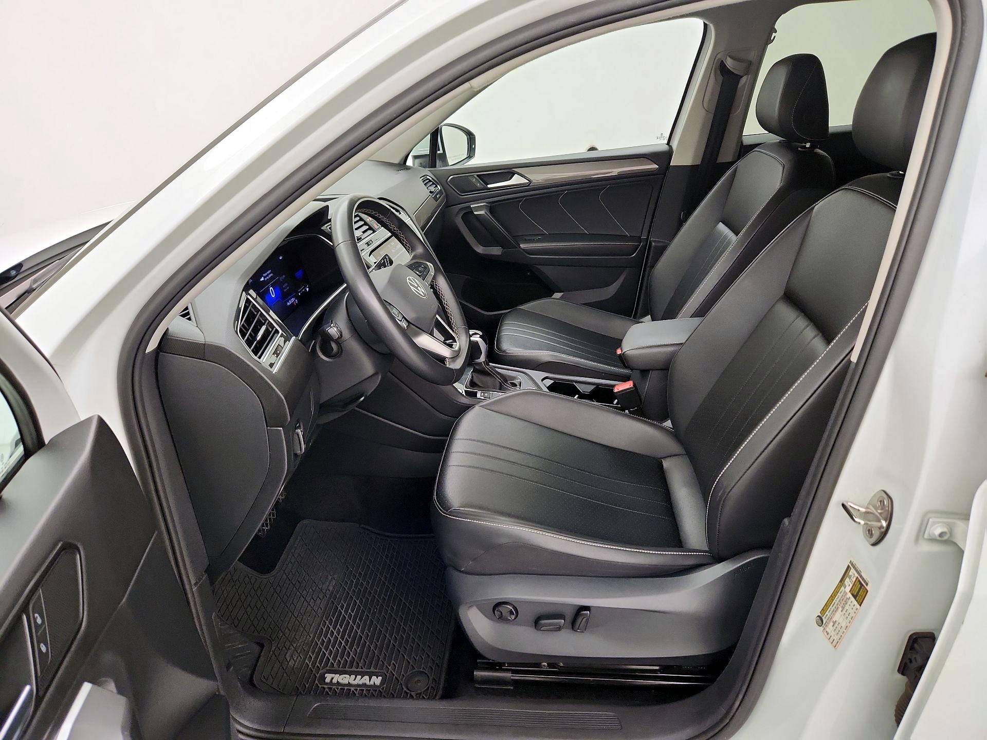 Thumbnail: 2024 Volkswagen Tiguan - 11