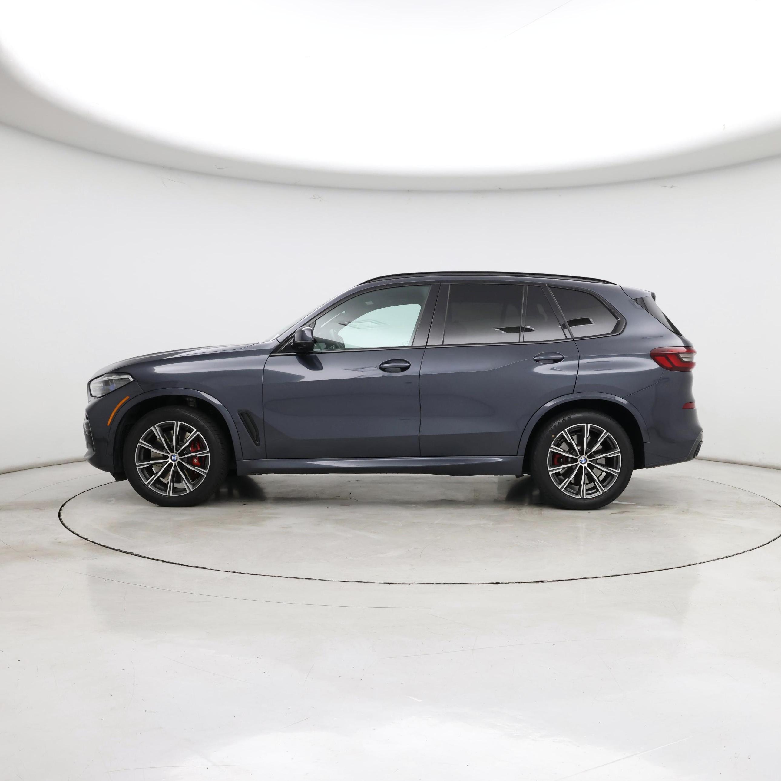 Thumbnail: 2021 BMW X5 - 3
