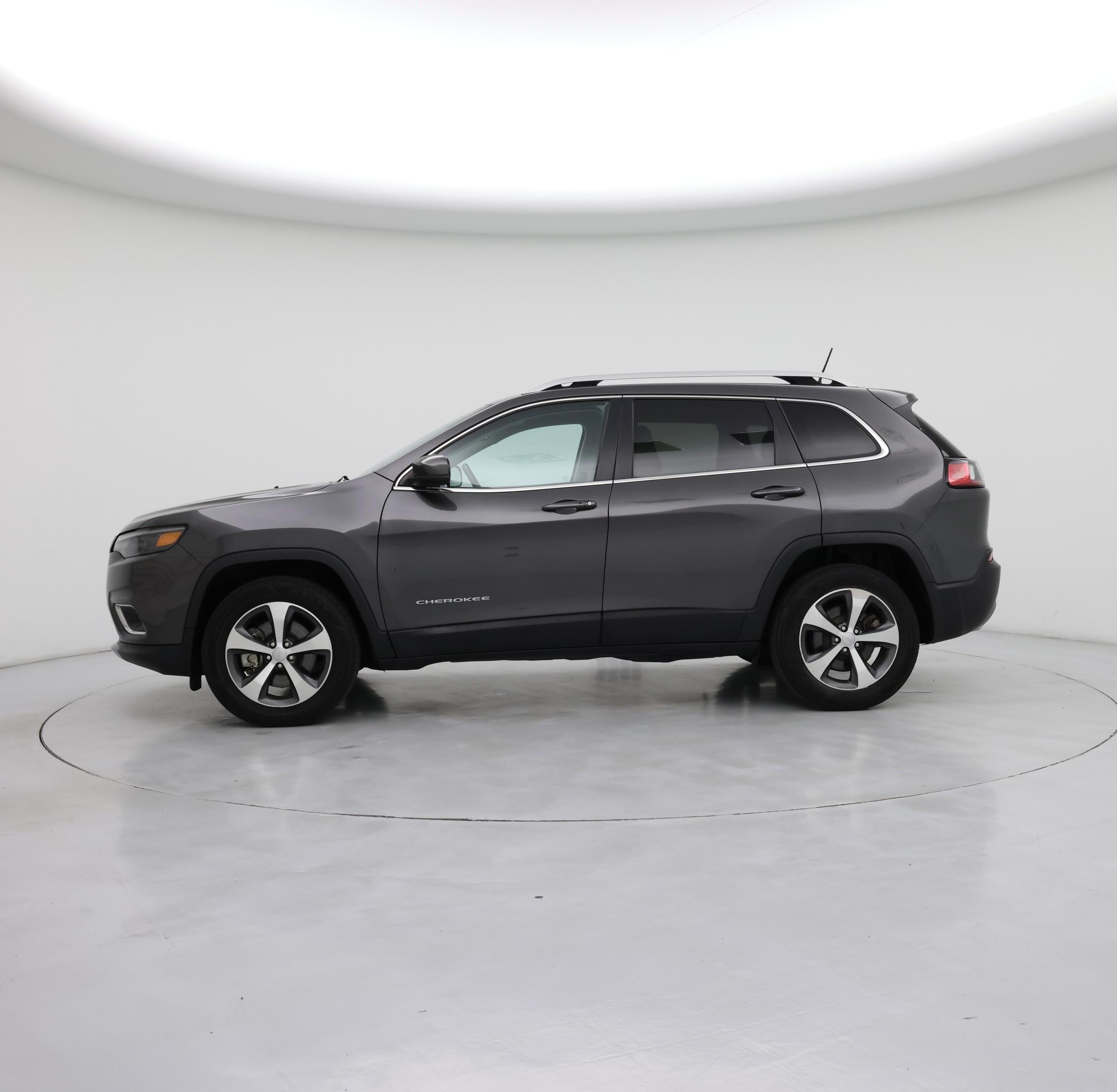 Thumbnail: 2020 Jeep Cherokee - 3