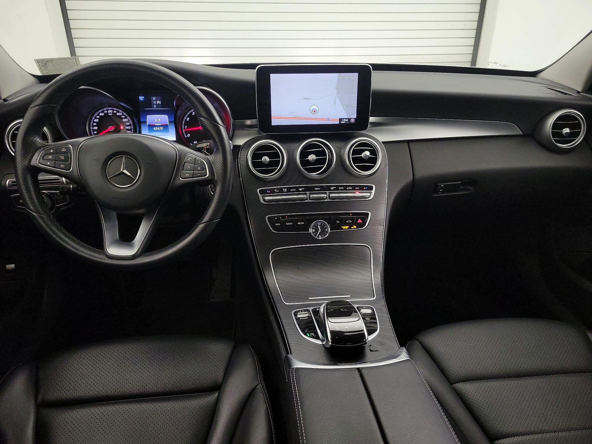 Thumbnail: 2016 Mercedes-Benz C-Class - 9