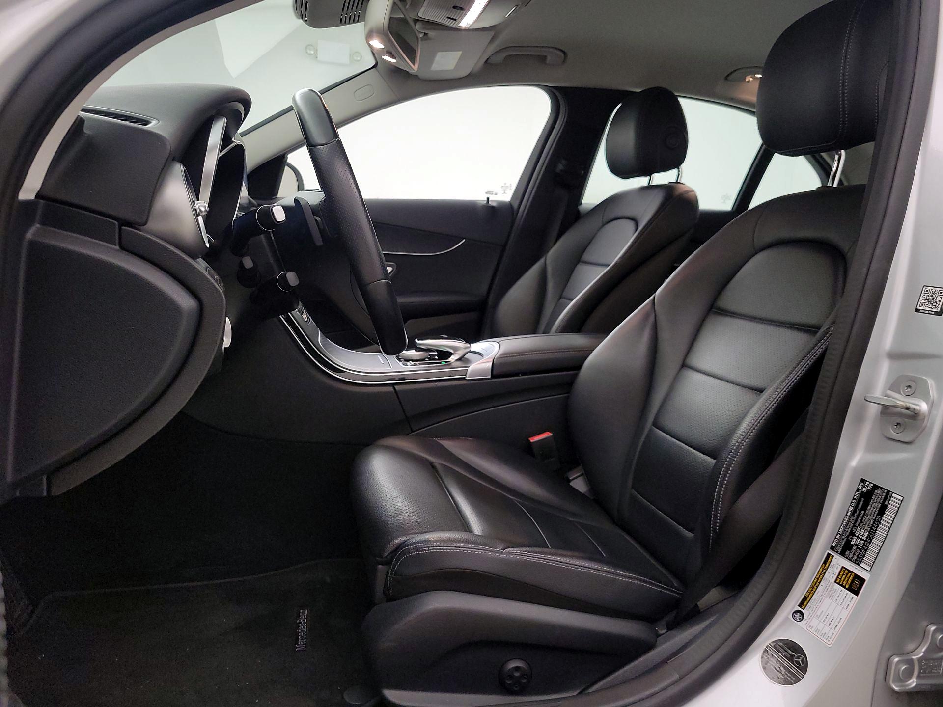 Thumbnail: 2016 Mercedes-Benz C-Class - 11