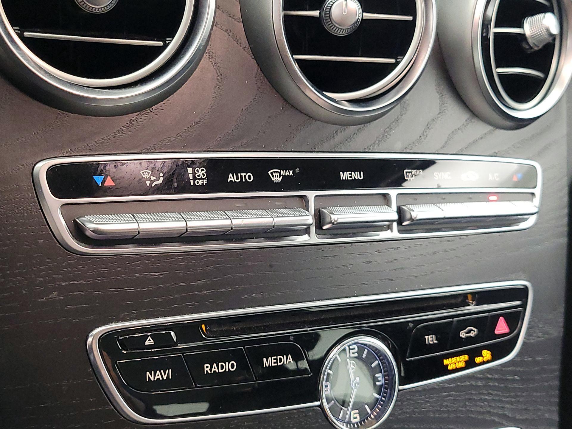 Thumbnail: 2016 Mercedes-Benz C-Class - 17