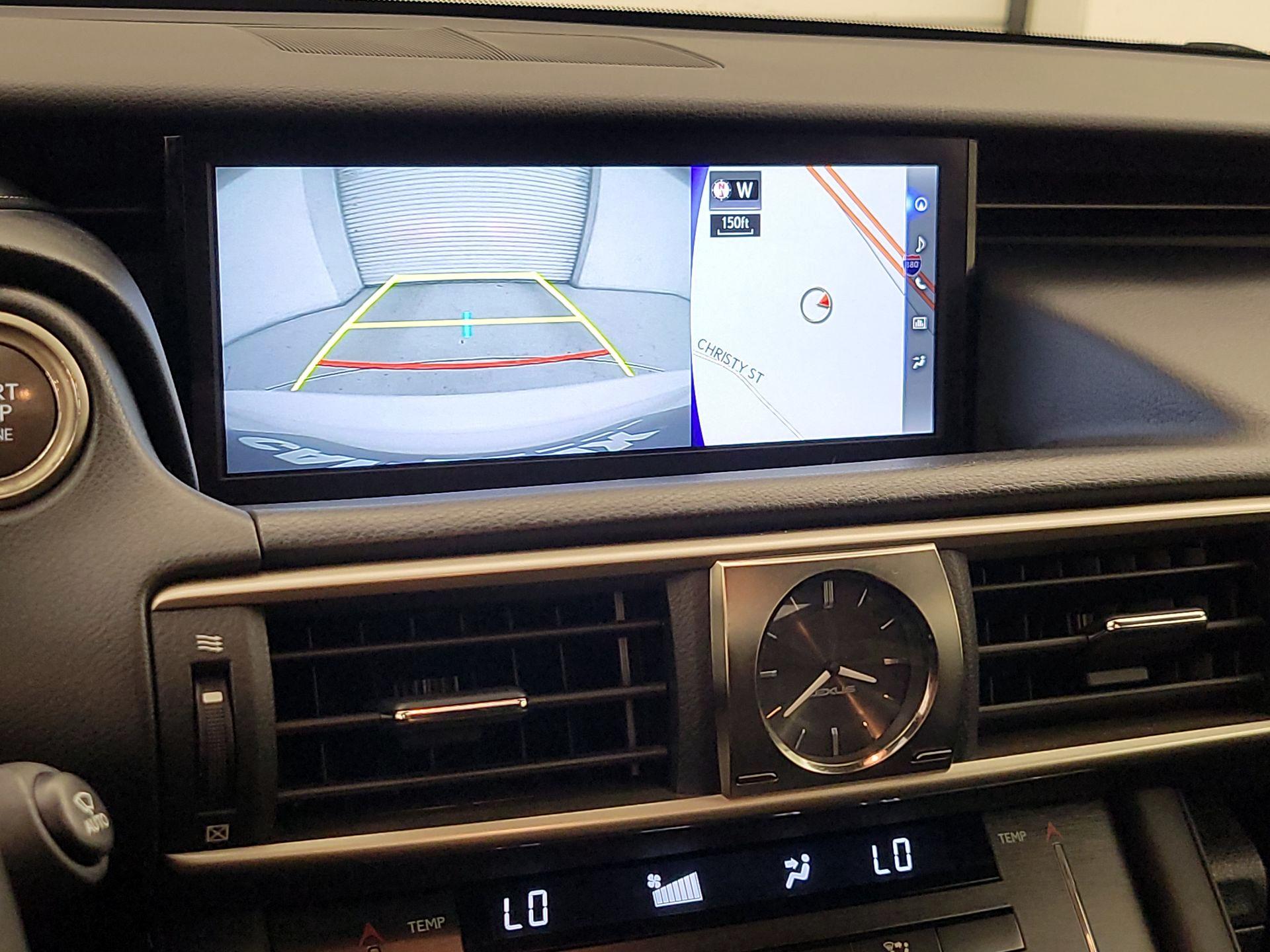 Thumbnail: 2018 Lexus IS - 15