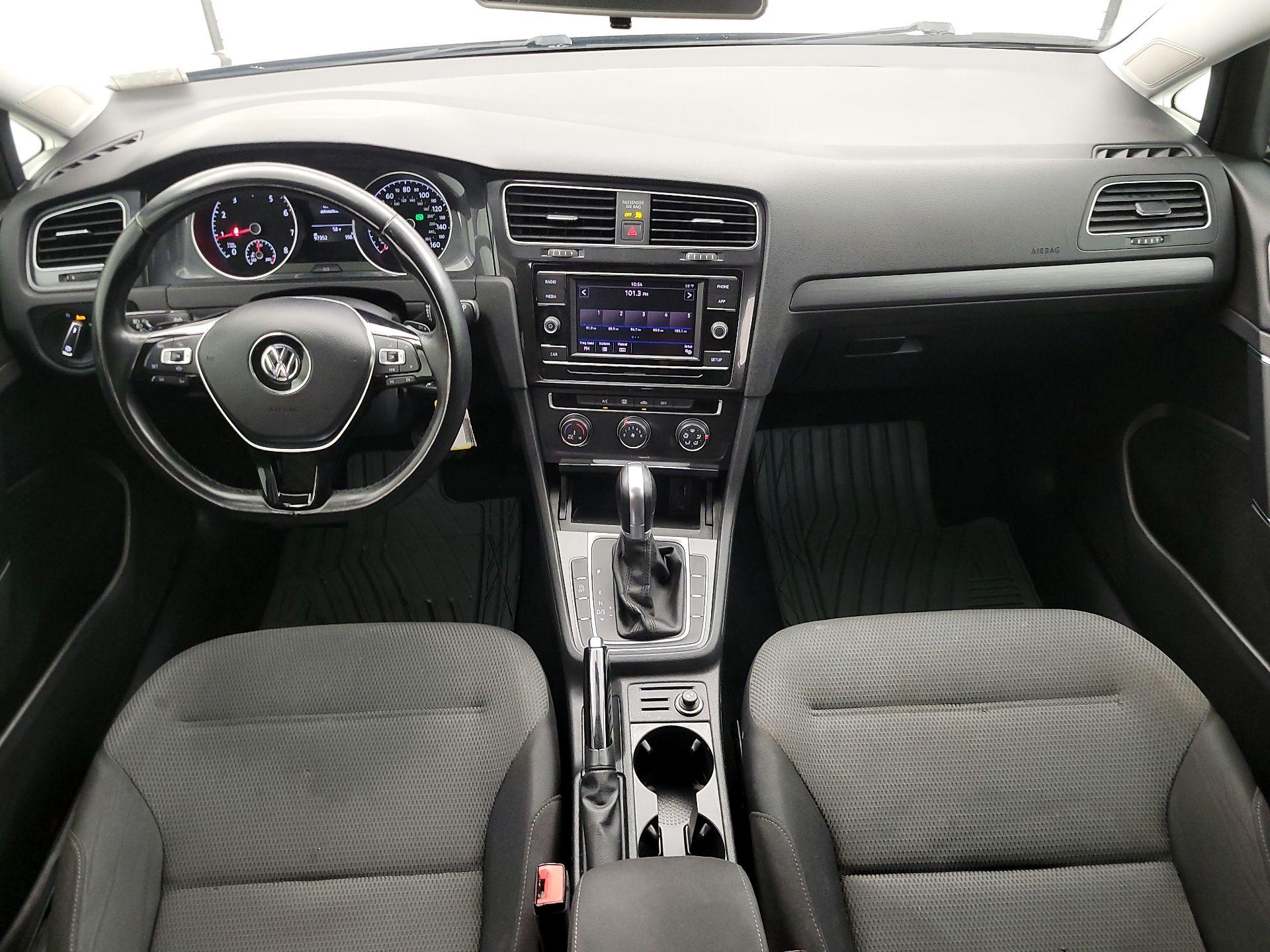 Thumbnail: 2019 Volkswagen Golf - 9