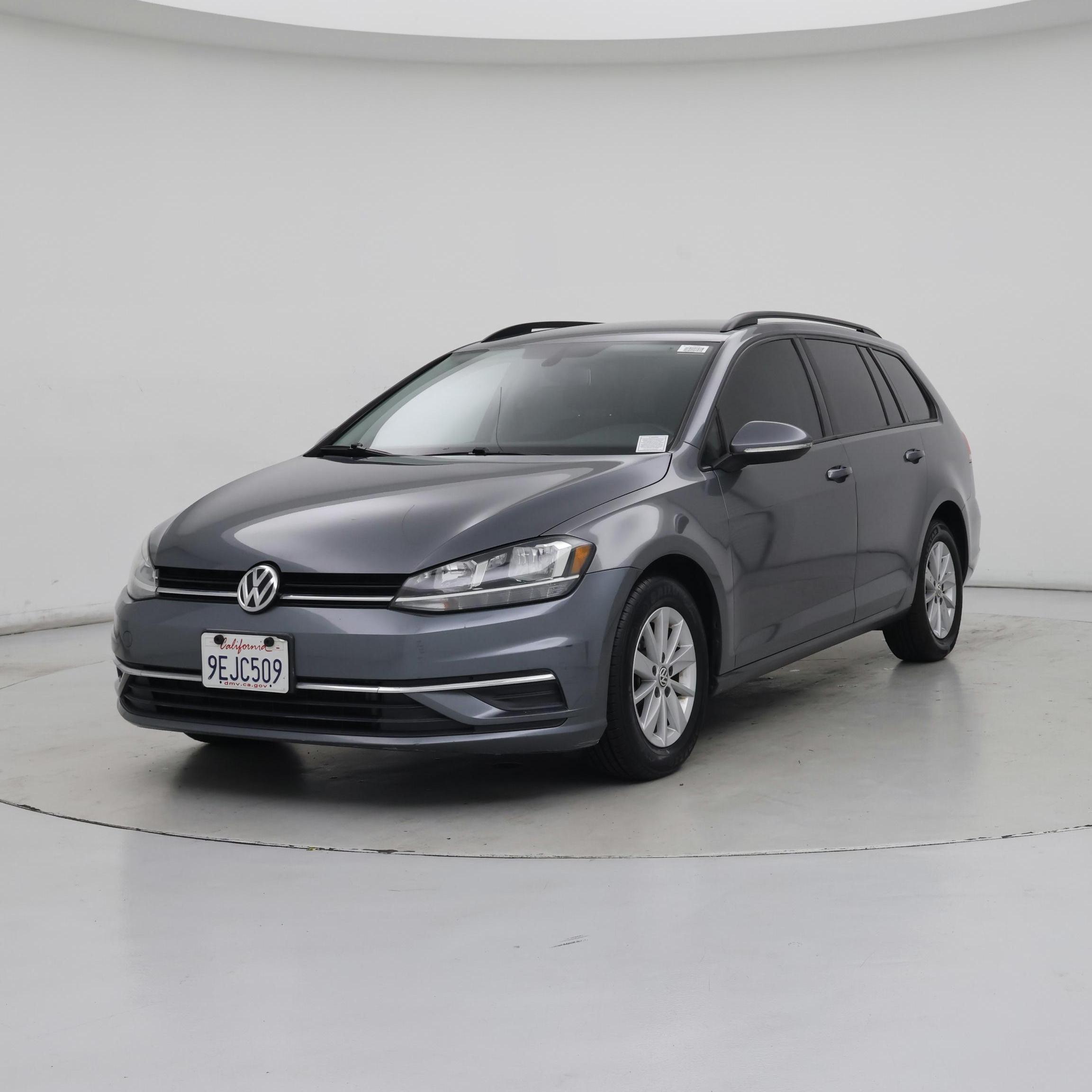 Thumbnail: 2019 Volkswagen Golf - 4