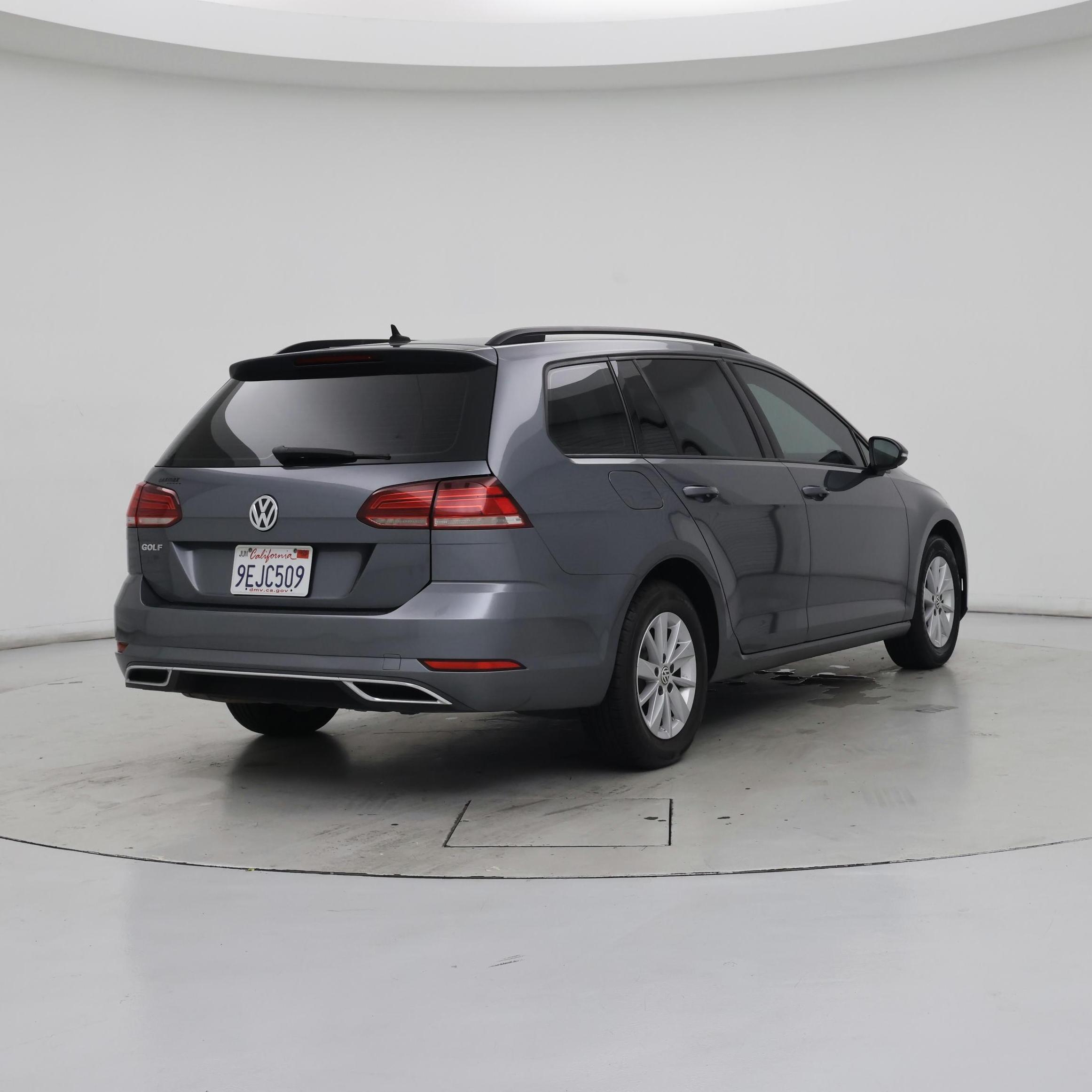 Thumbnail: 2019 Volkswagen Golf - 8