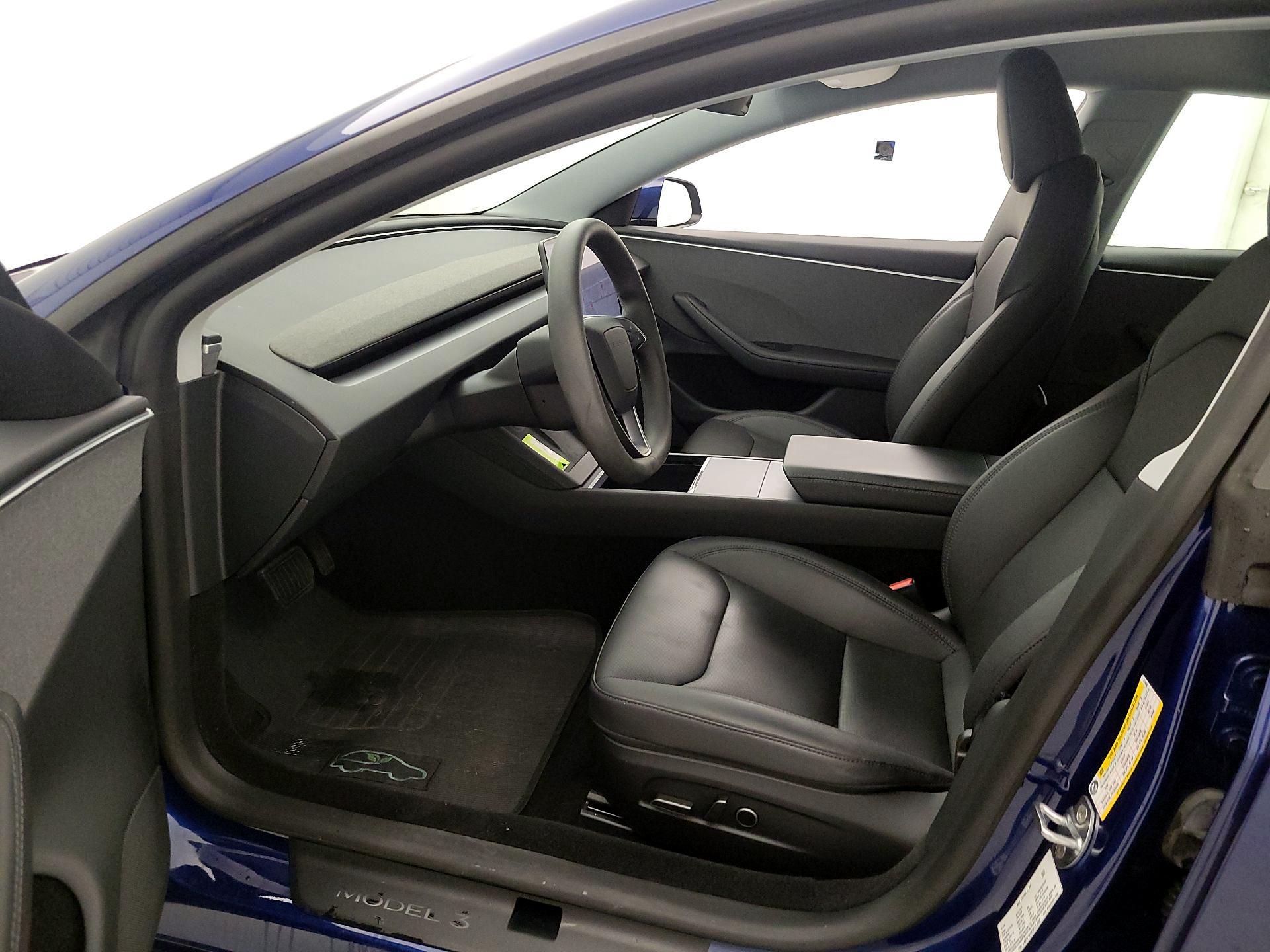 Thumbnail: 2025 Tesla Model 3 - 11
