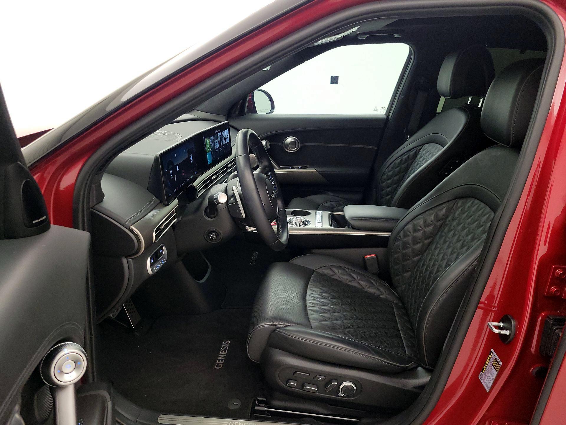 Thumbnail: 2023 Genesis GV60 - 11