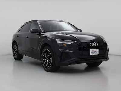 2020 Audi Q8 Premium Plus