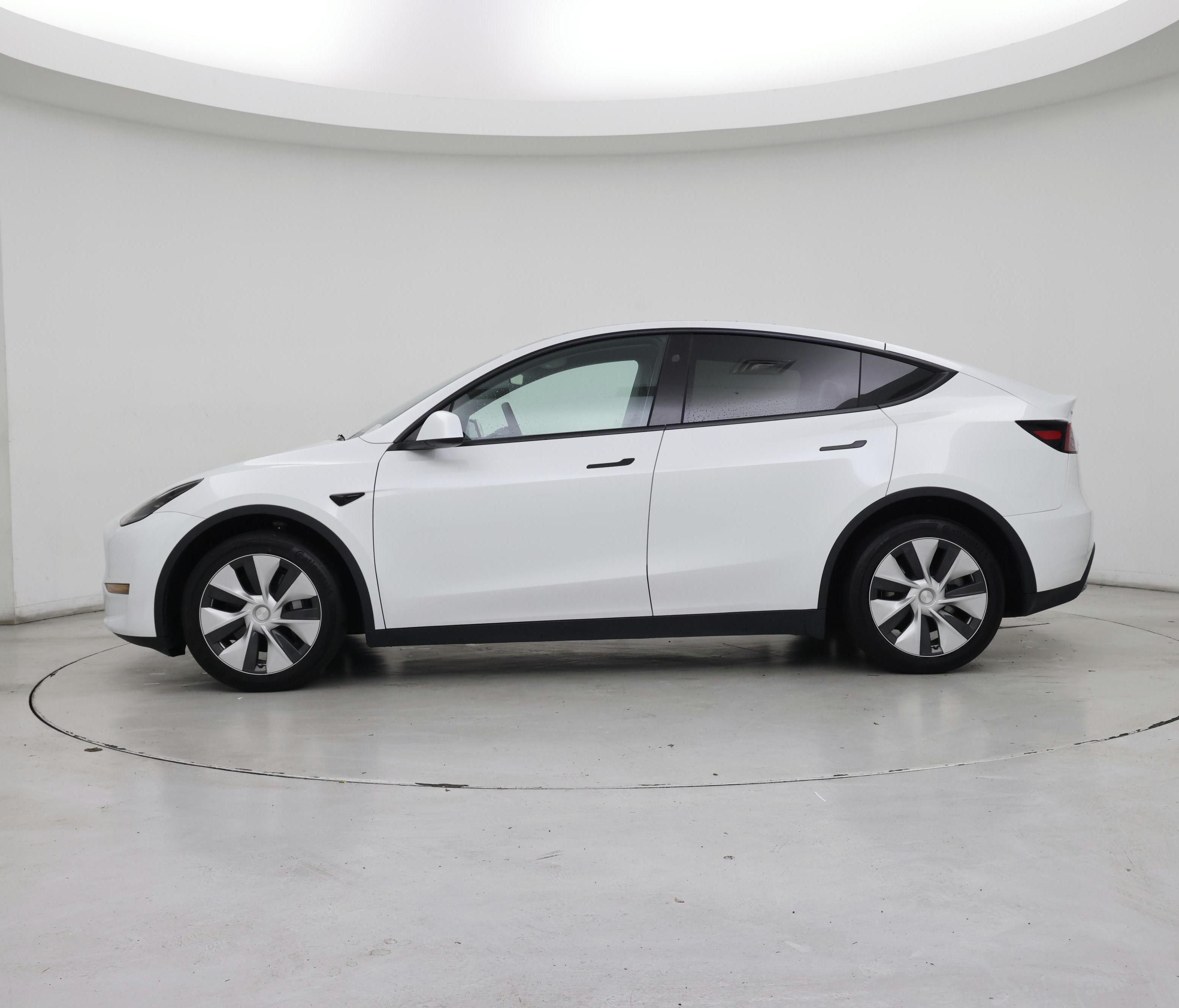 Thumbnail: 2023 Tesla Model Y - 3