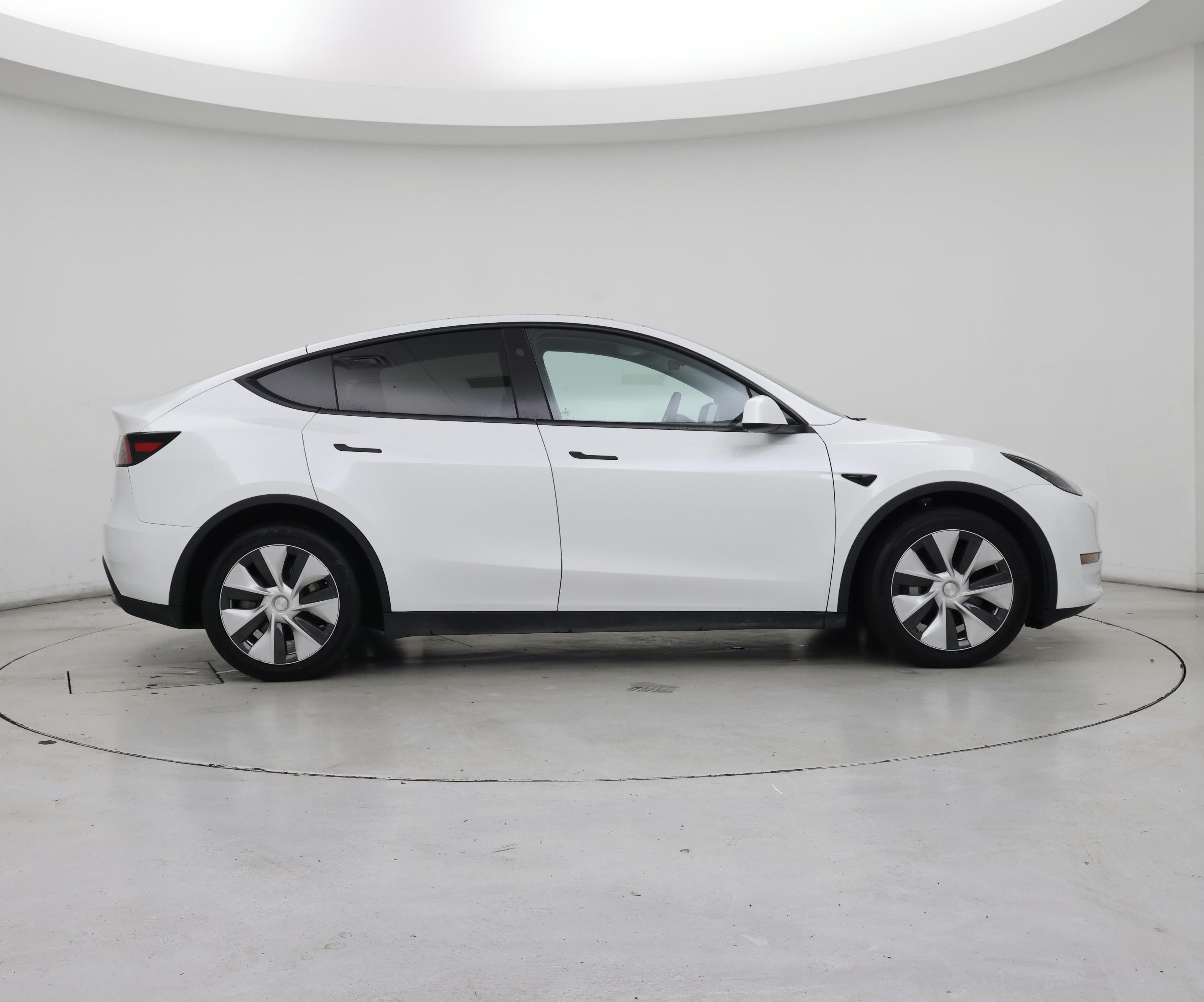 Thumbnail: 2023 Tesla Model Y - 7