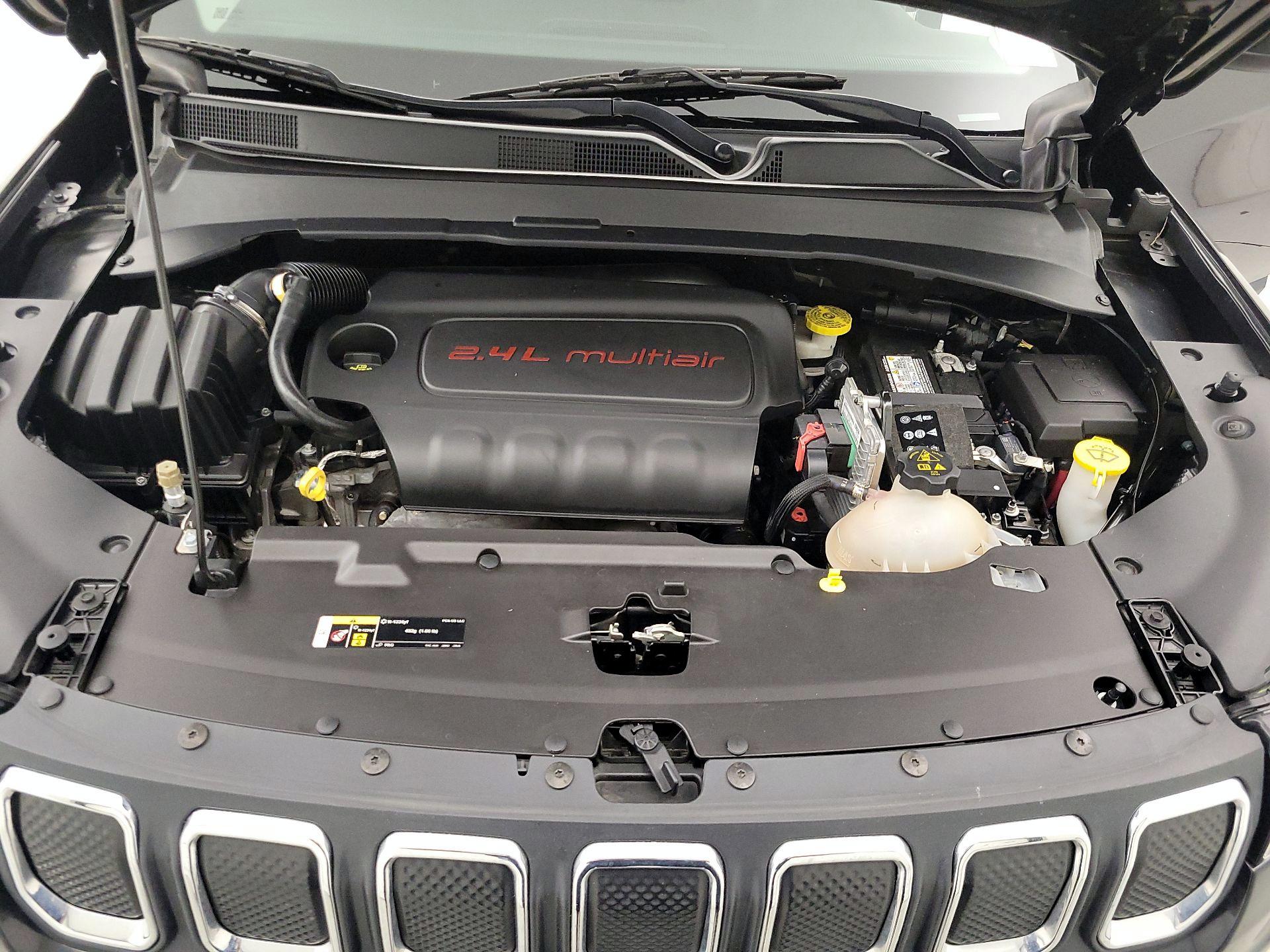 Thumbnail: 2022 Jeep Compass - 18