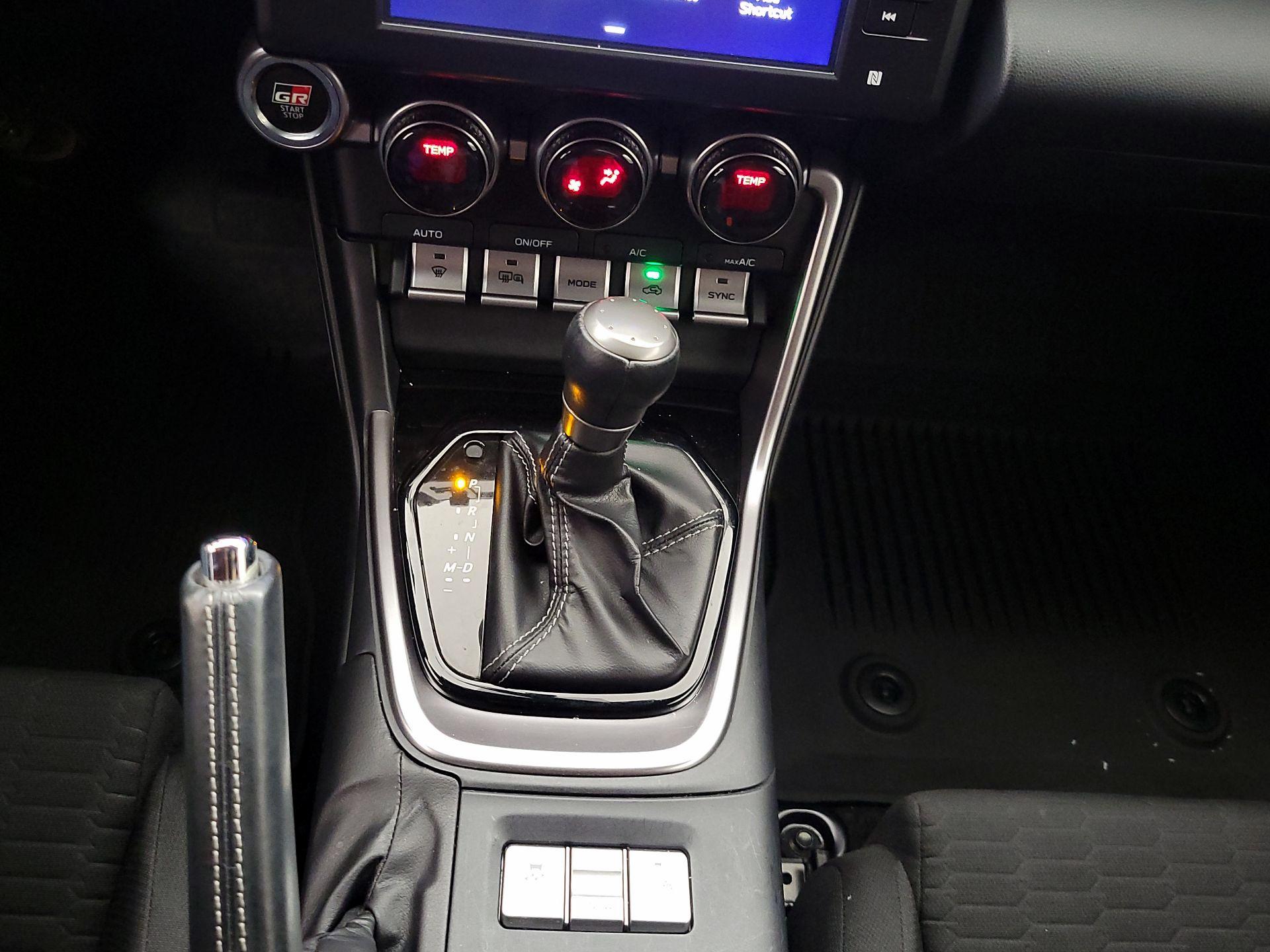 Thumbnail: 2022 Toyota GR86 - 17