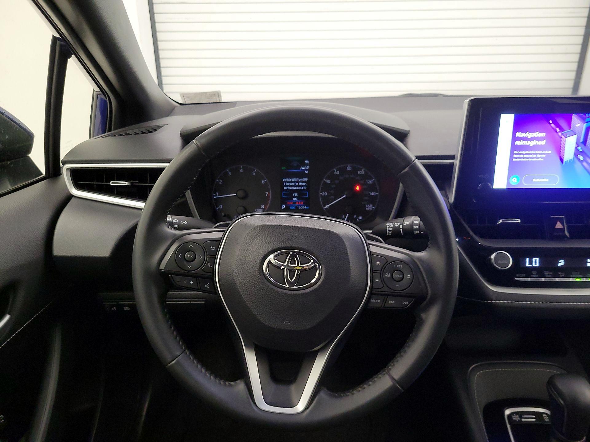 Thumbnail: 2023 Toyota Corolla - 10