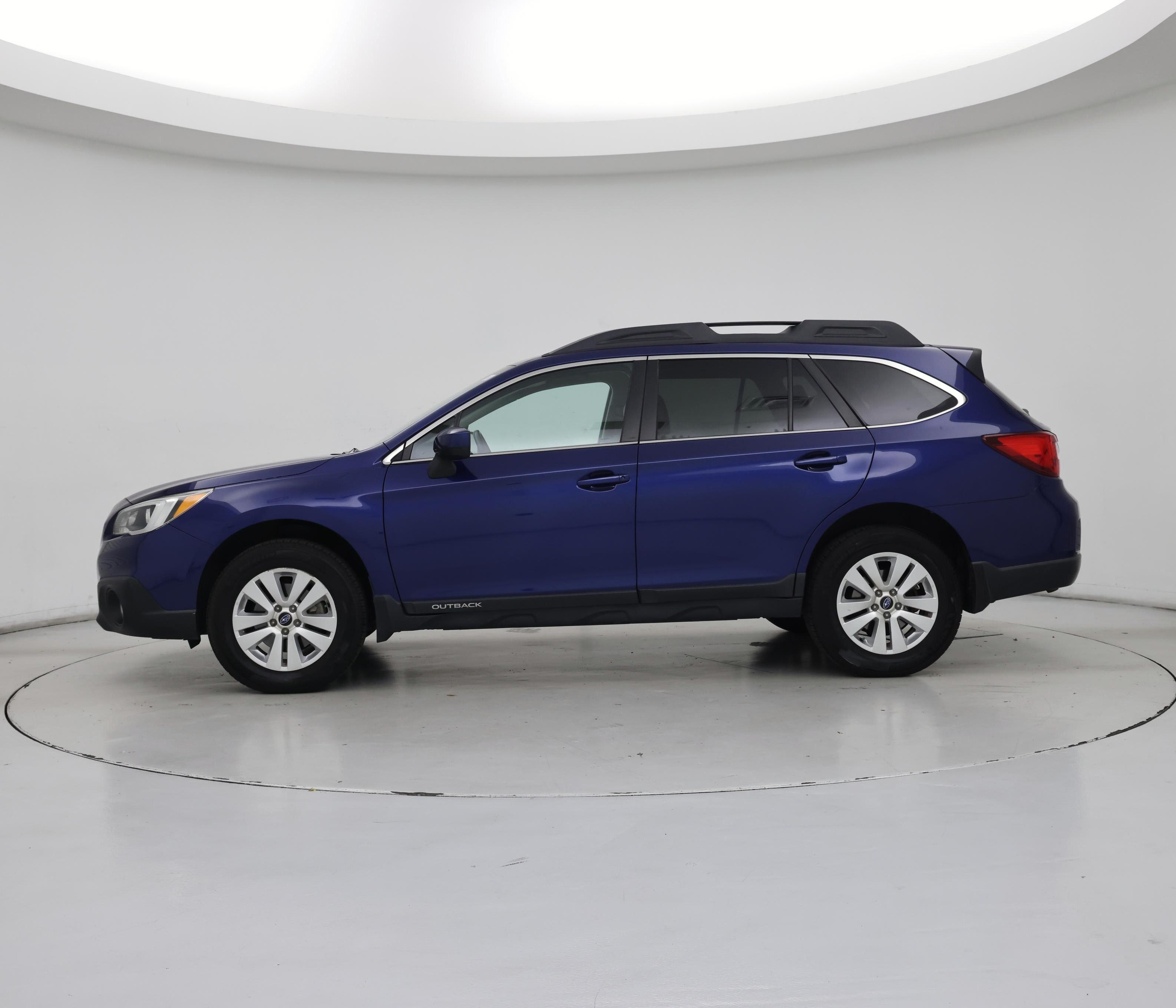 Thumbnail: 2016 Subaru Outback - 3