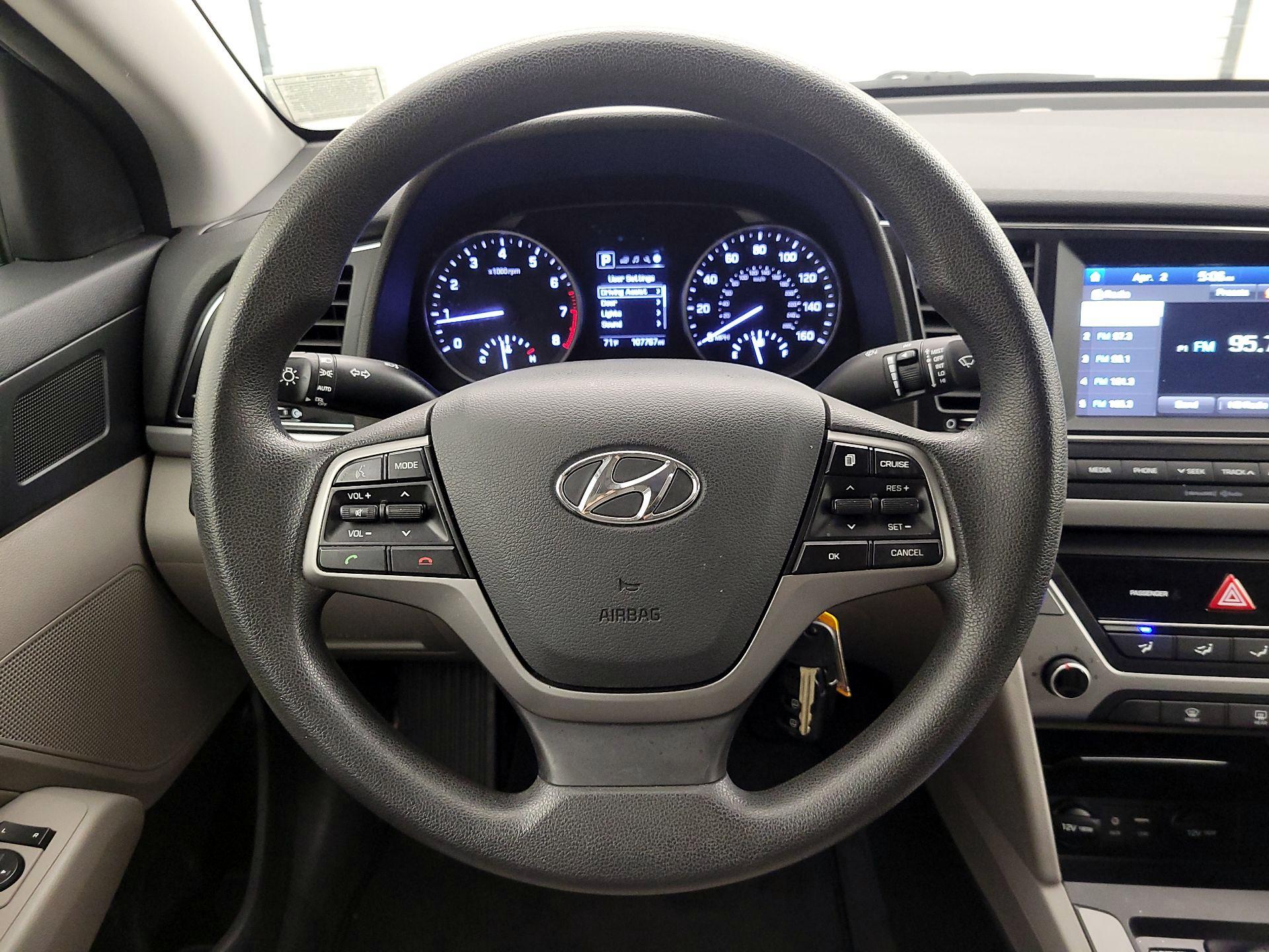 Thumbnail: 2018 Hyundai Elantra - 10