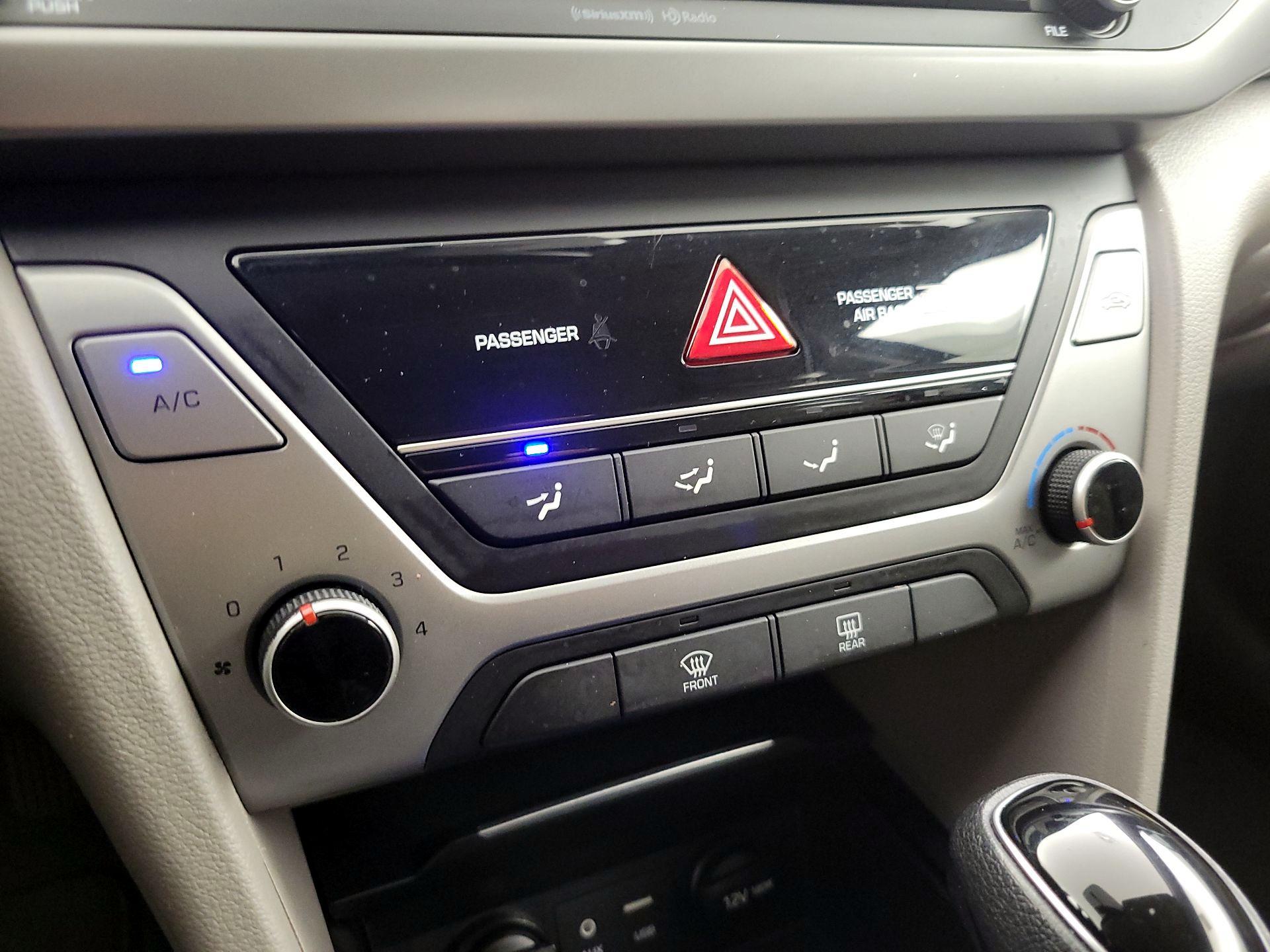 Thumbnail: 2018 Hyundai Elantra - 16