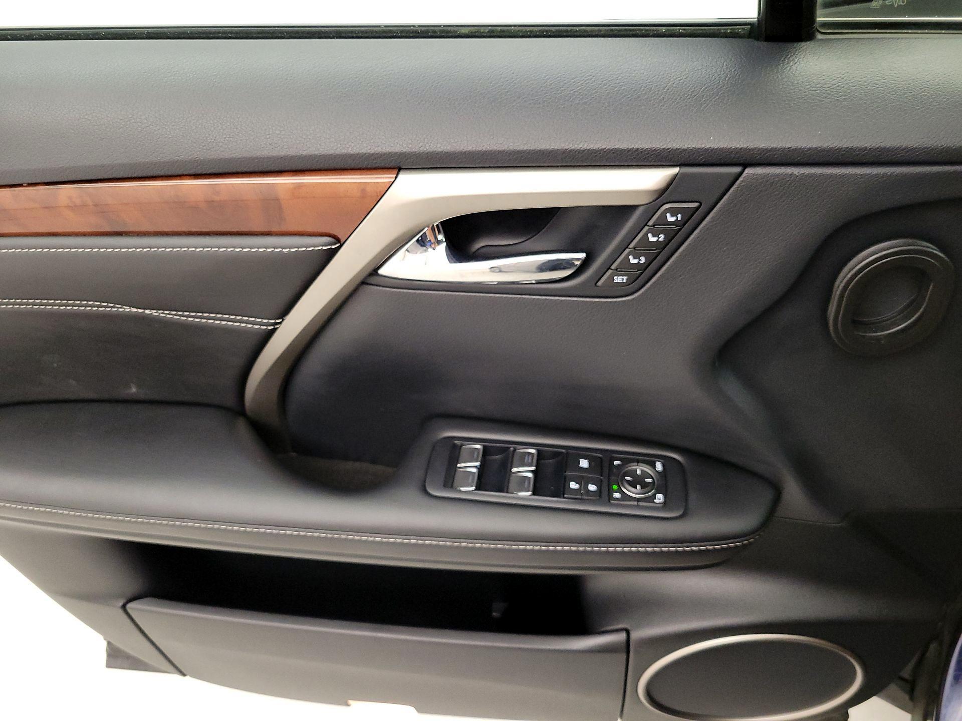 Thumbnail: 2019 Lexus RX - 12