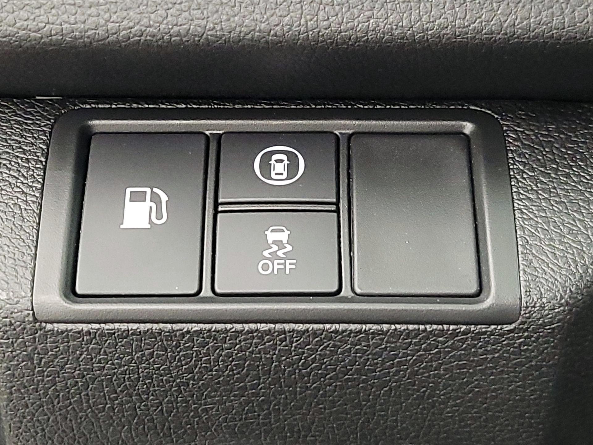 Thumbnail: 2020 Honda Insight - 13