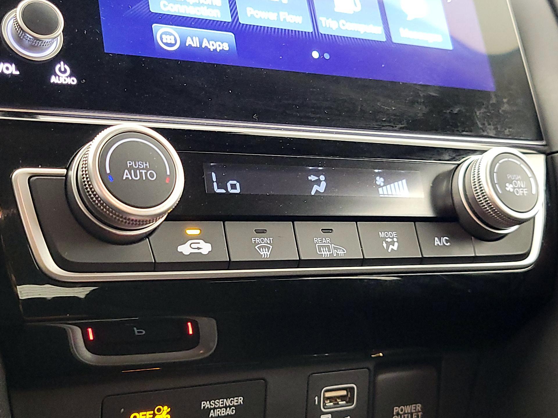 Thumbnail: 2020 Honda Insight - 16