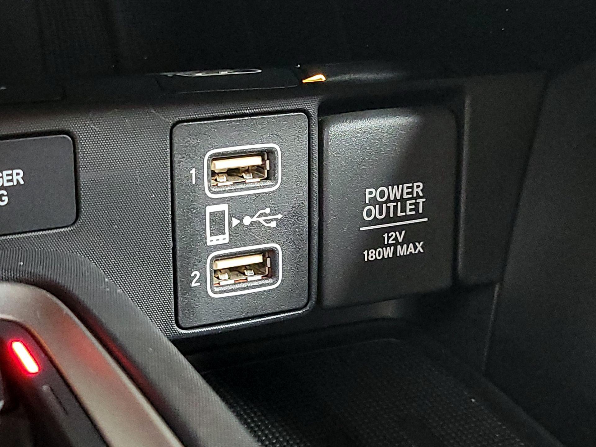 Thumbnail: 2020 Honda Insight - 18