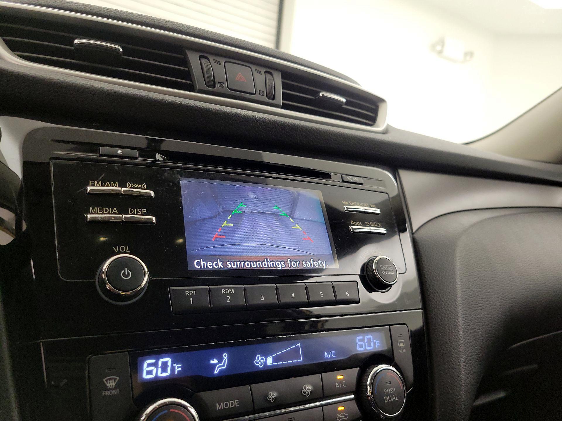 Thumbnail: 2014 Nissan Rogue - 14