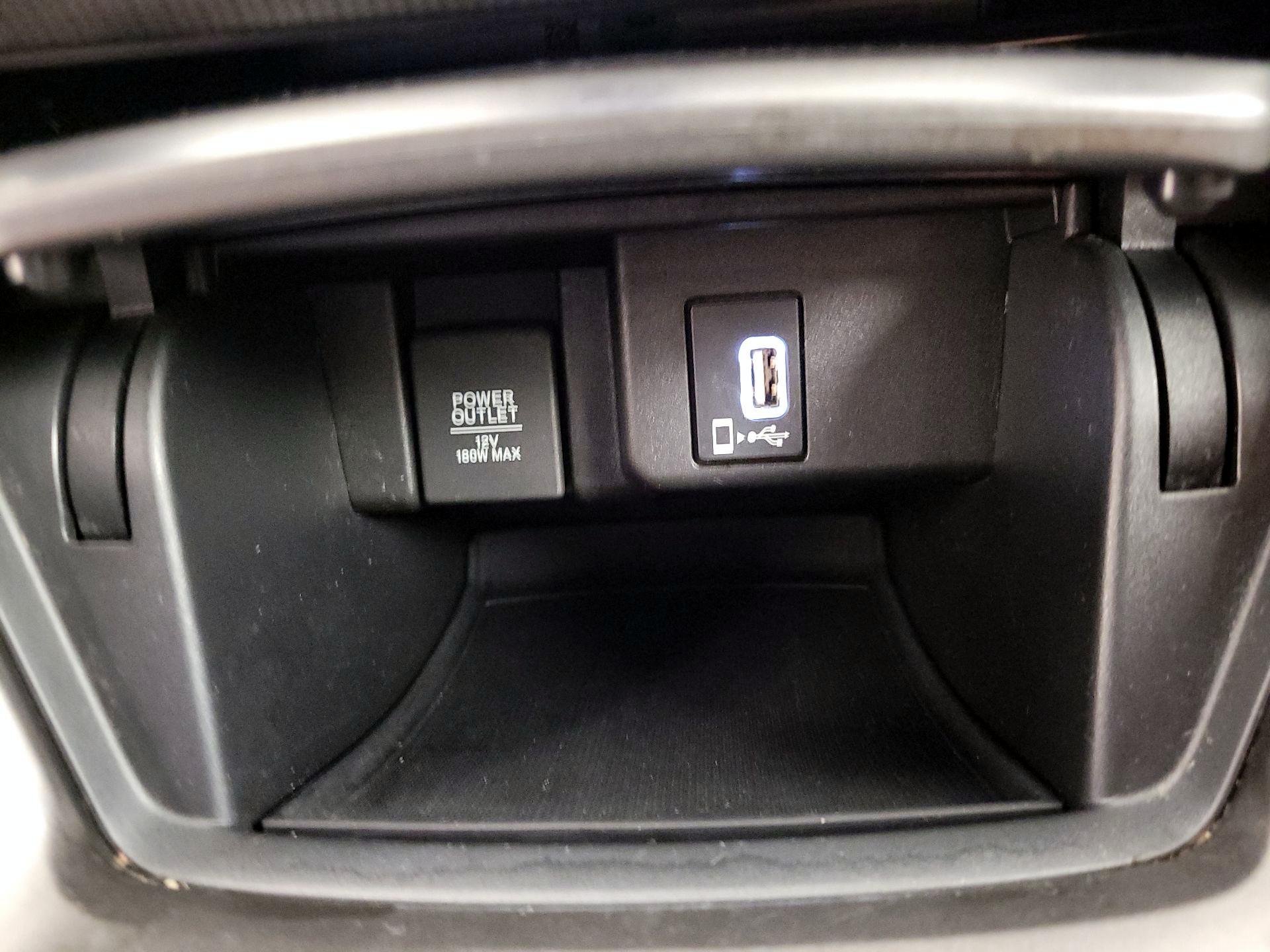 Thumbnail: 2019 Honda Accord - 18