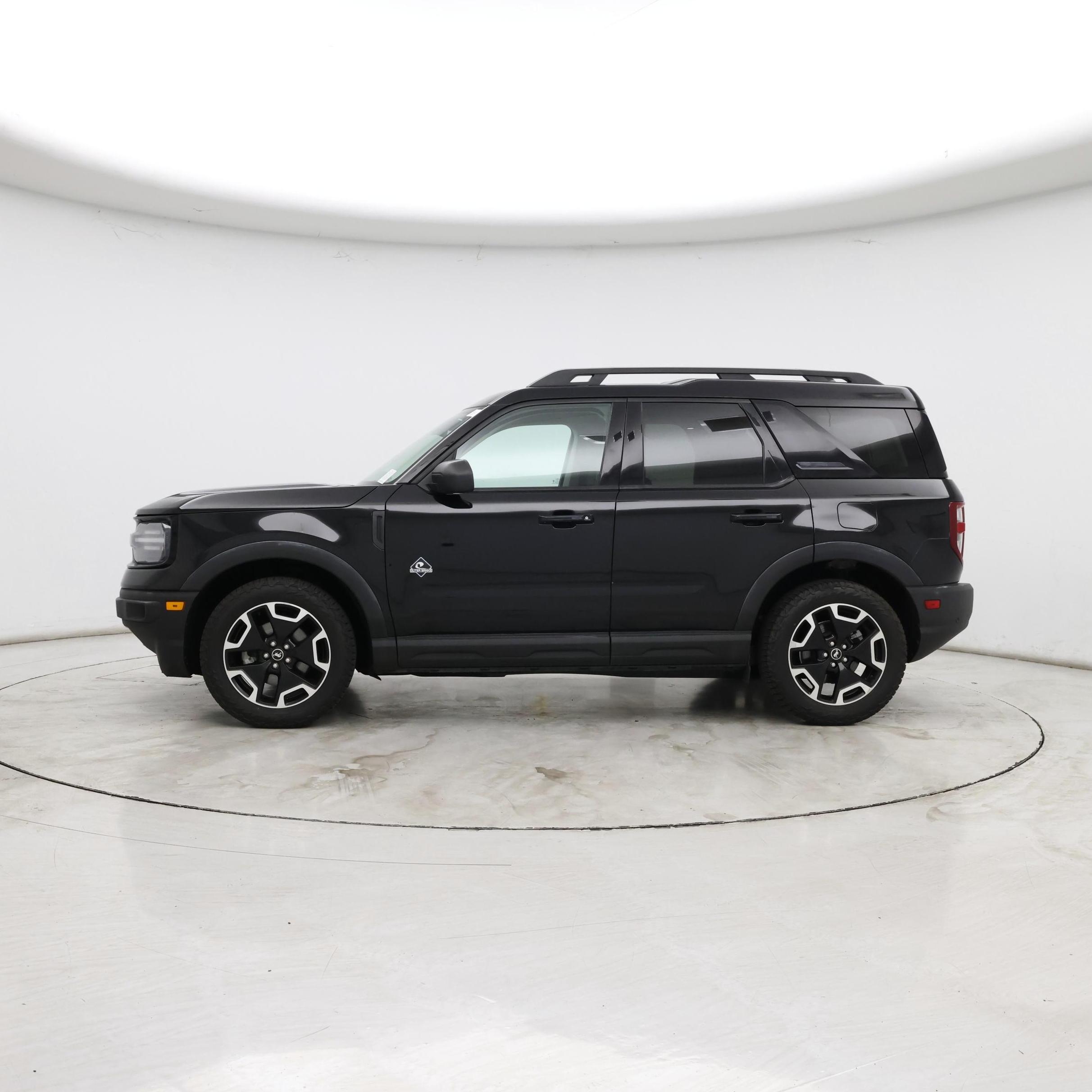 Thumbnail: 2023 Ford Bronco Sport - 3