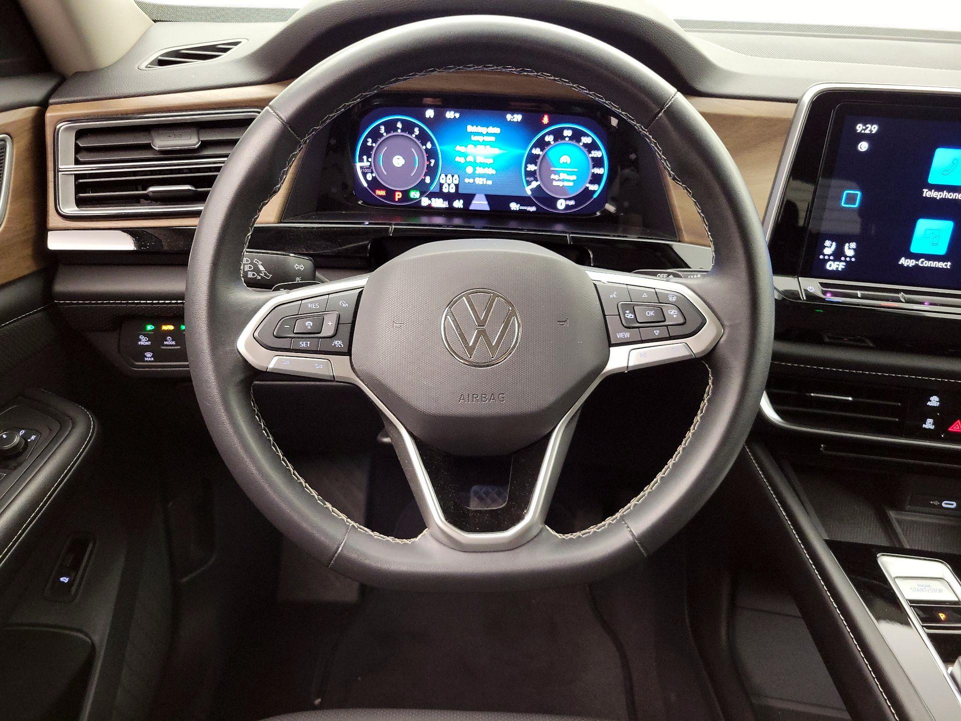 Thumbnail: 2024 Volkswagen Atlas - 10