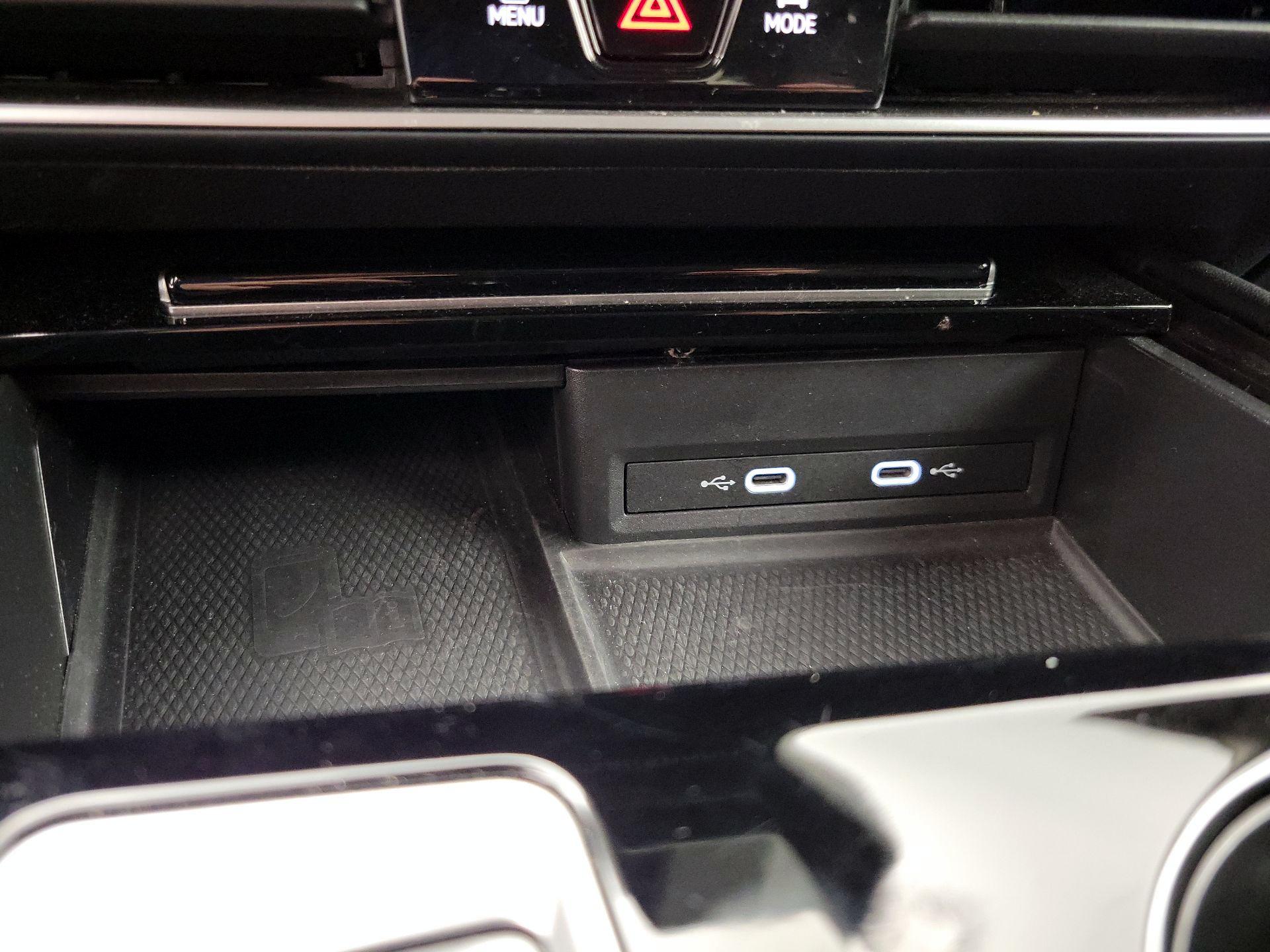 Thumbnail: 2024 Volkswagen Atlas - 18