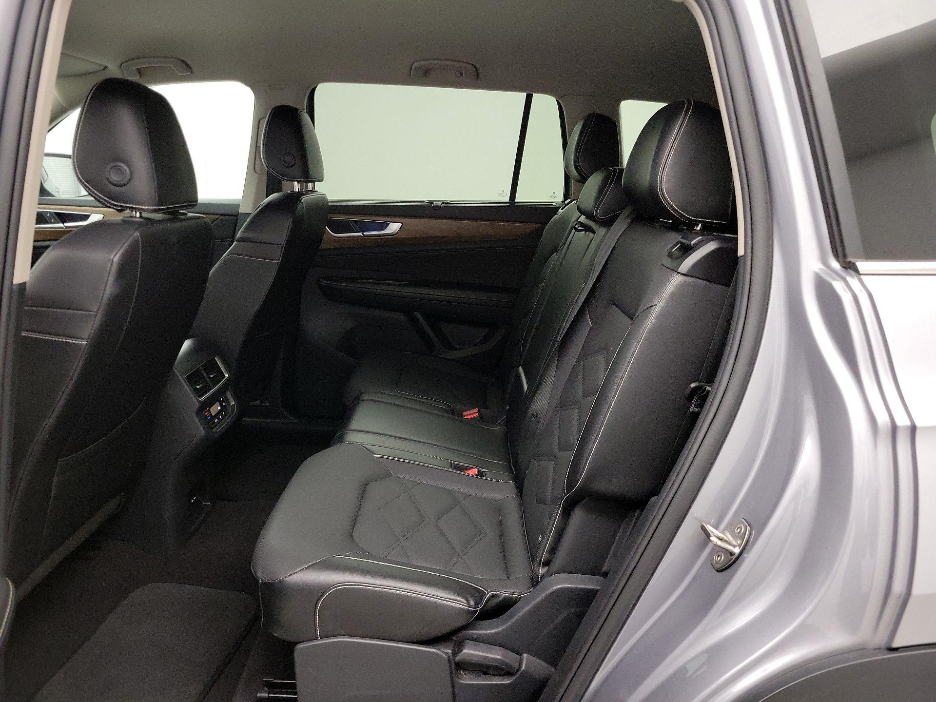 Thumbnail: 2024 Volkswagen Atlas - 19