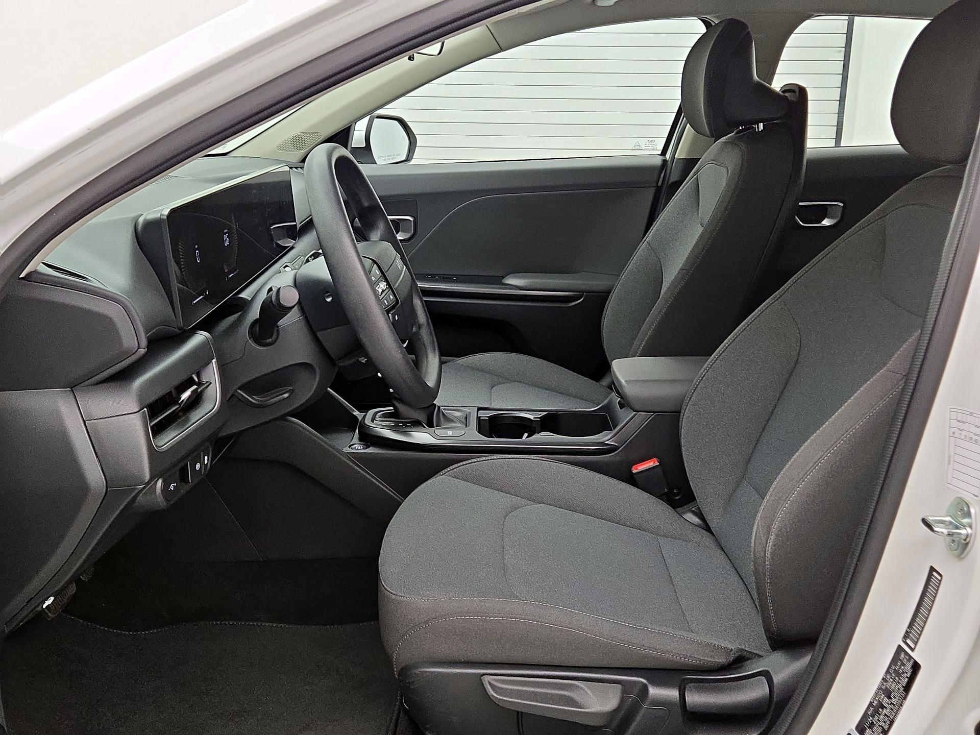 Thumbnail: 2025 Kia K4 - 11