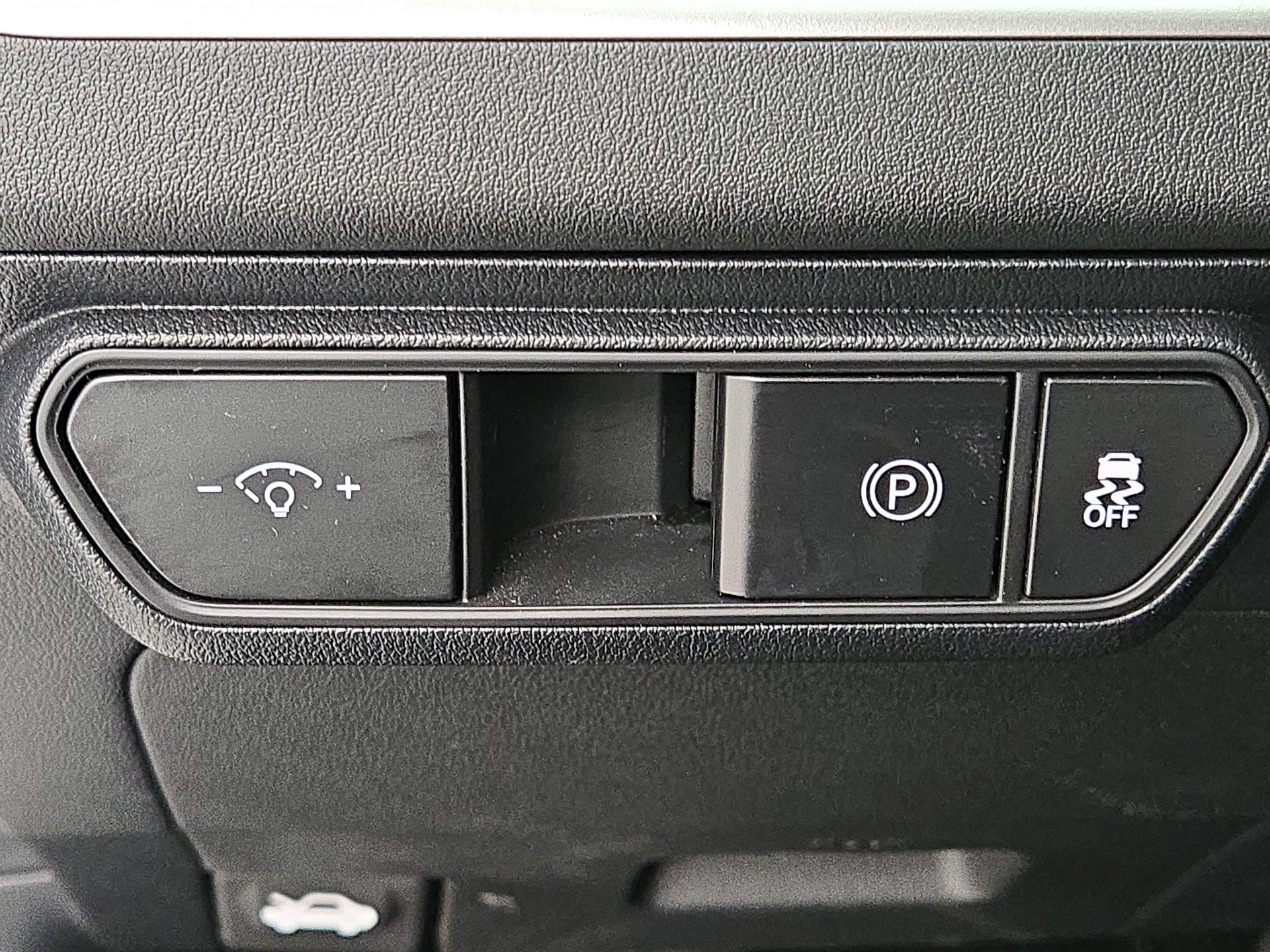 Thumbnail: 2025 Kia K4 - 13