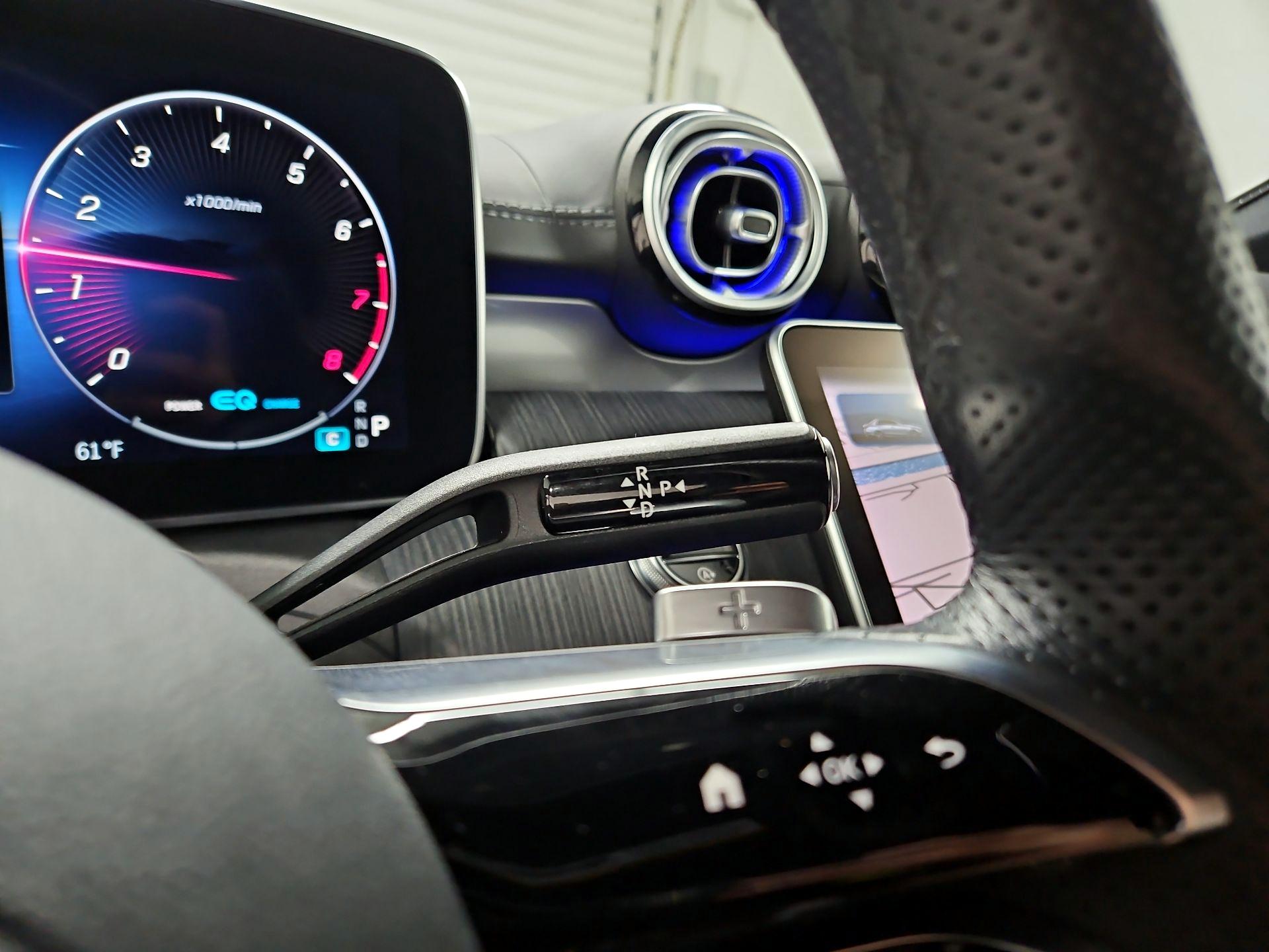 Thumbnail: 2022 Mercedes-Benz C-Class - 18