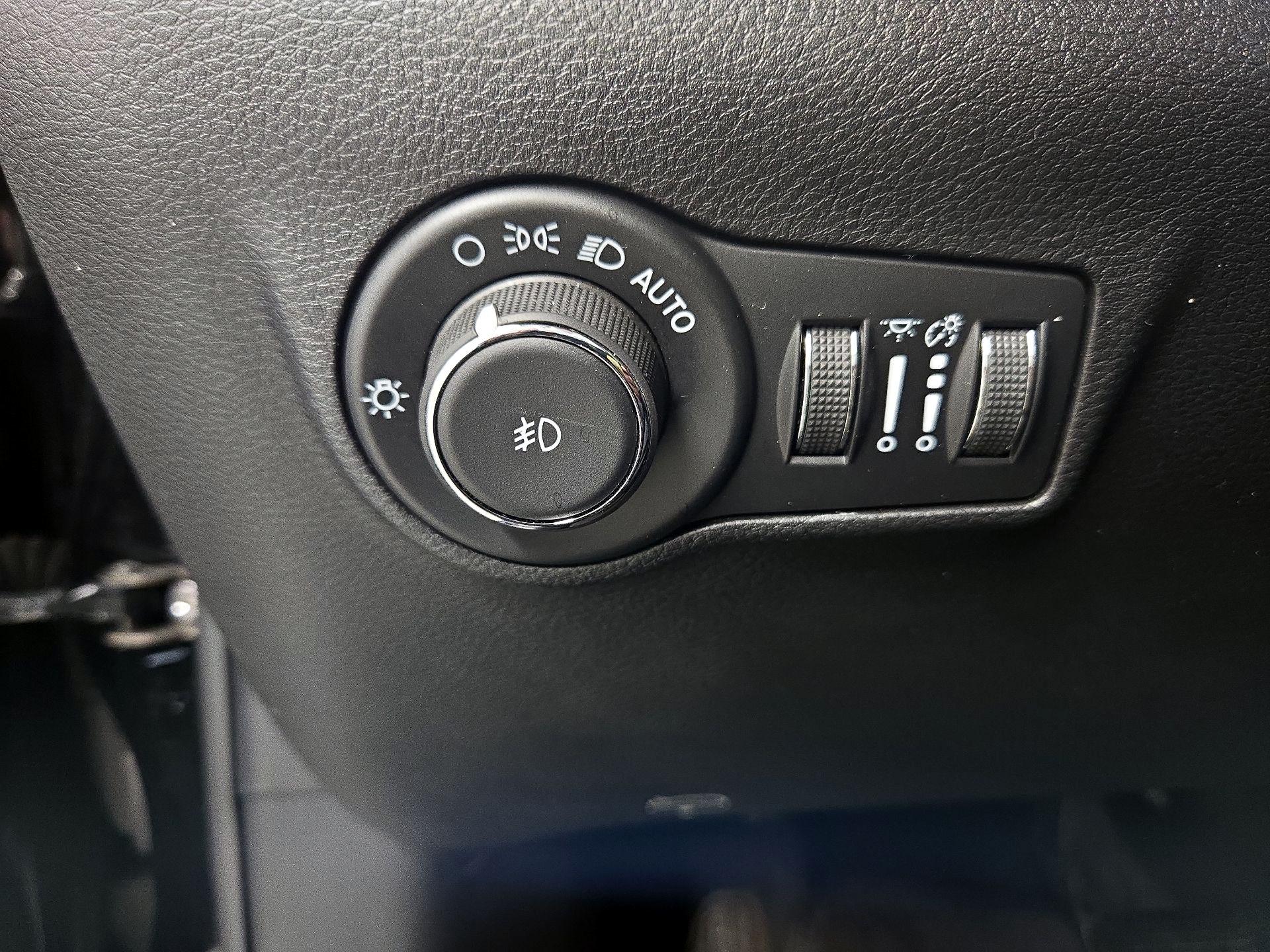 Thumbnail: 2025 Jeep Compass - 13