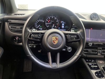 Steering Wheel & Instrument Cluster (On)