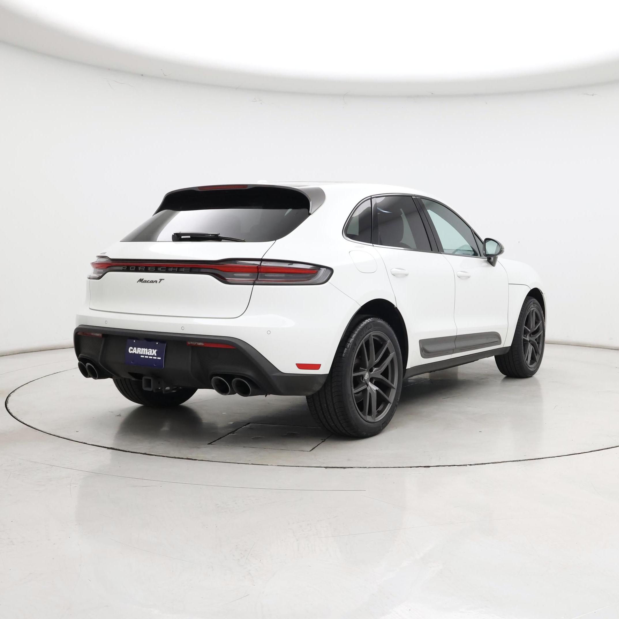 Thumbnail: 2023 Porsche Macan - 8
