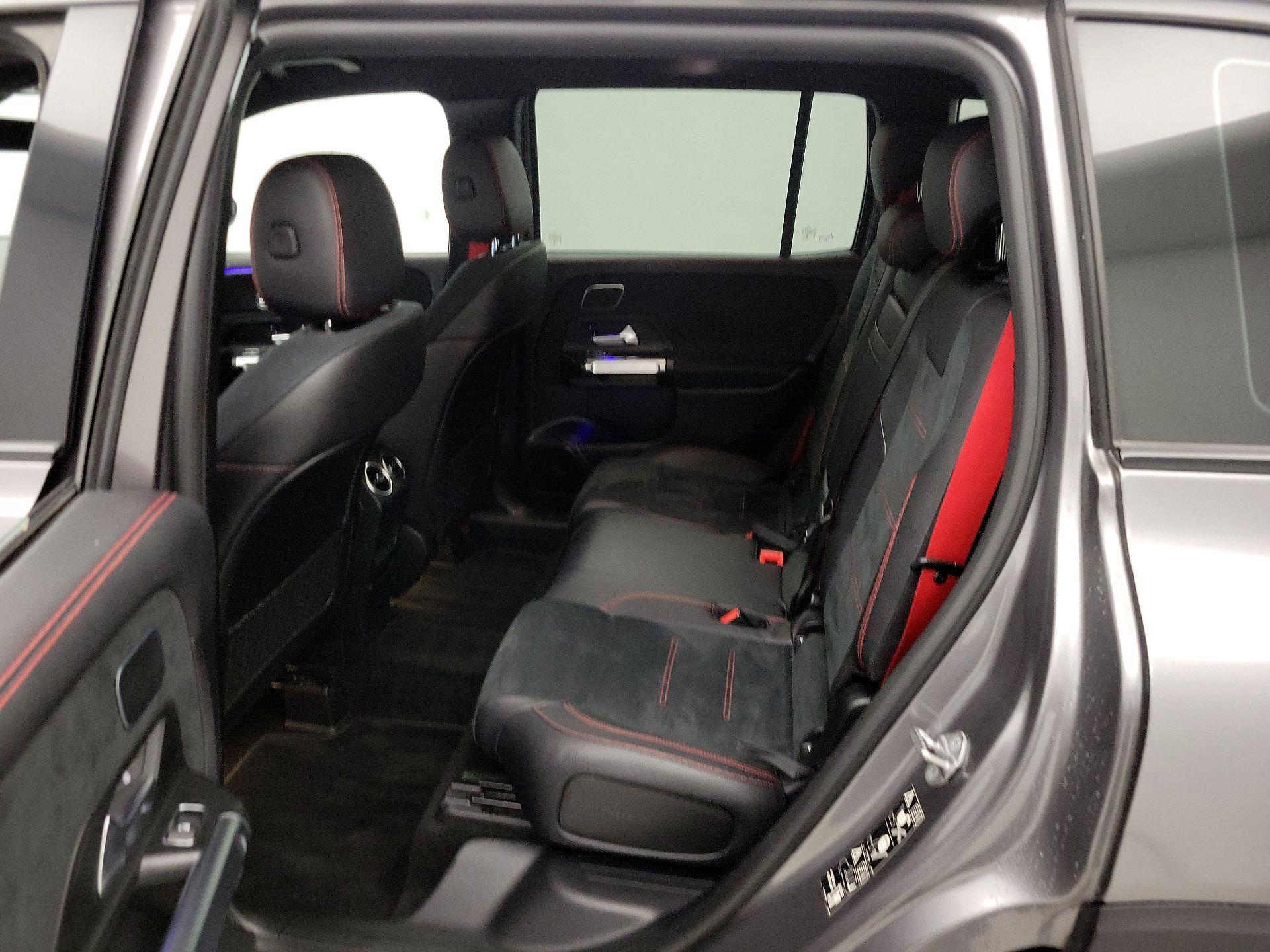 Thumbnail: 2021 Mercedes-Benz GLB - 20