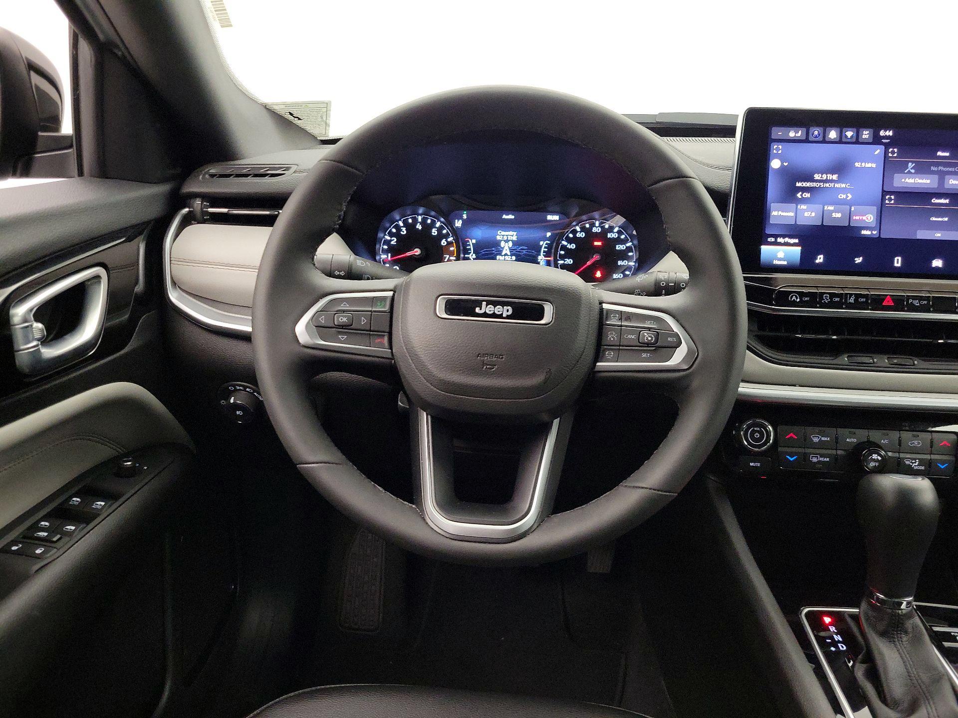 Thumbnail: 2025 Jeep Compass - 10