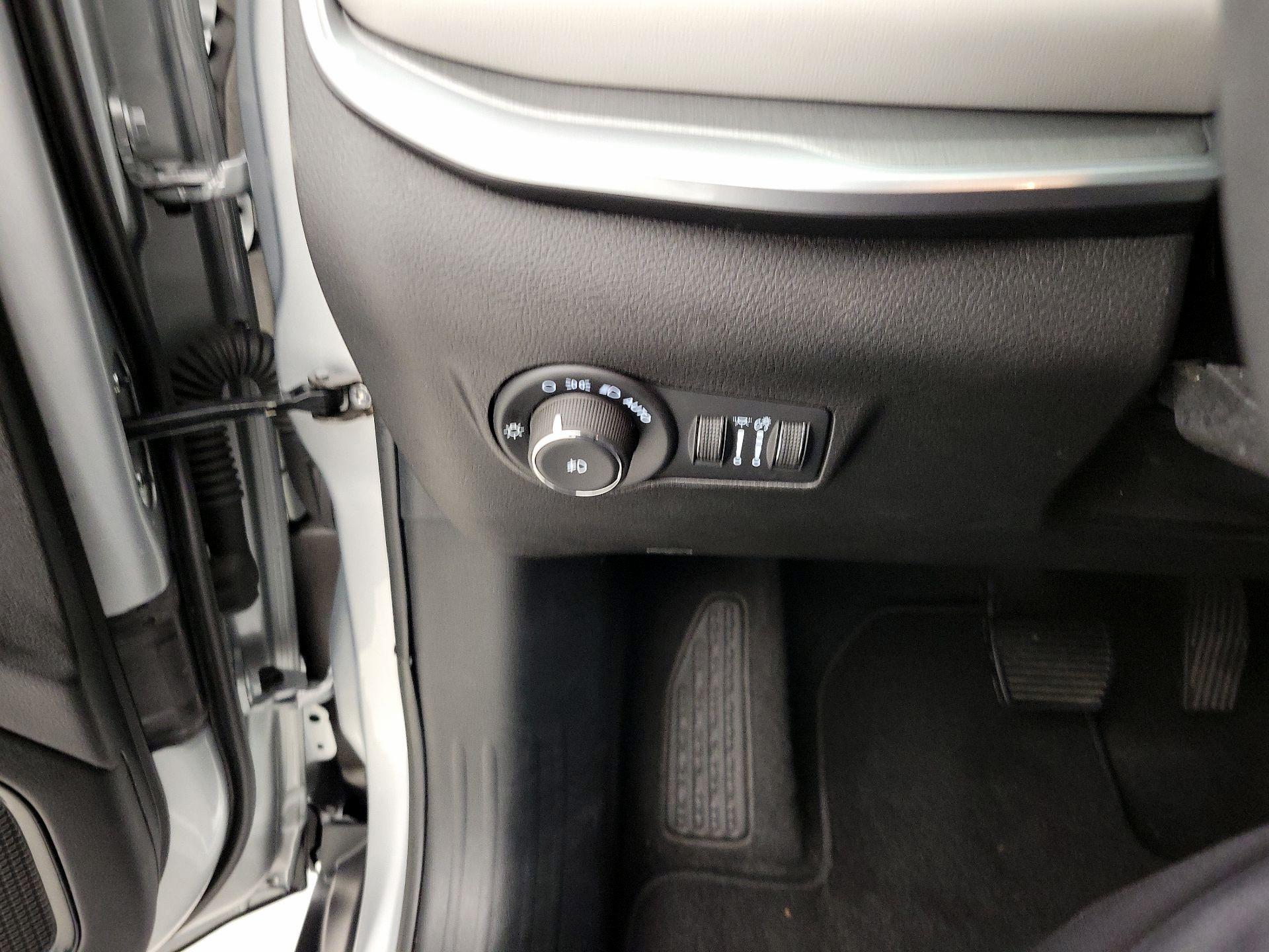 Thumbnail: 2025 Jeep Compass - 13