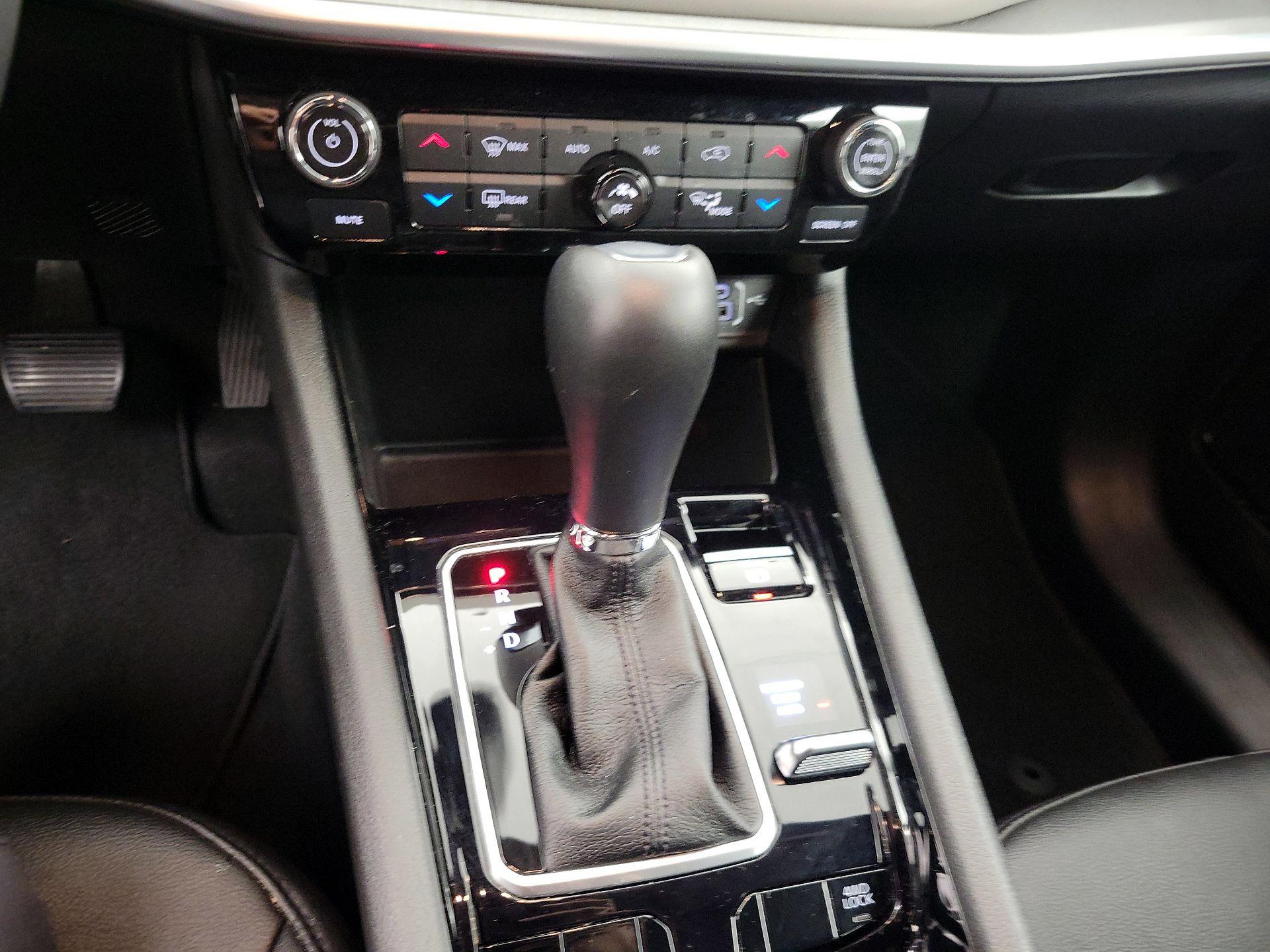 Thumbnail: 2025 Jeep Compass - 17