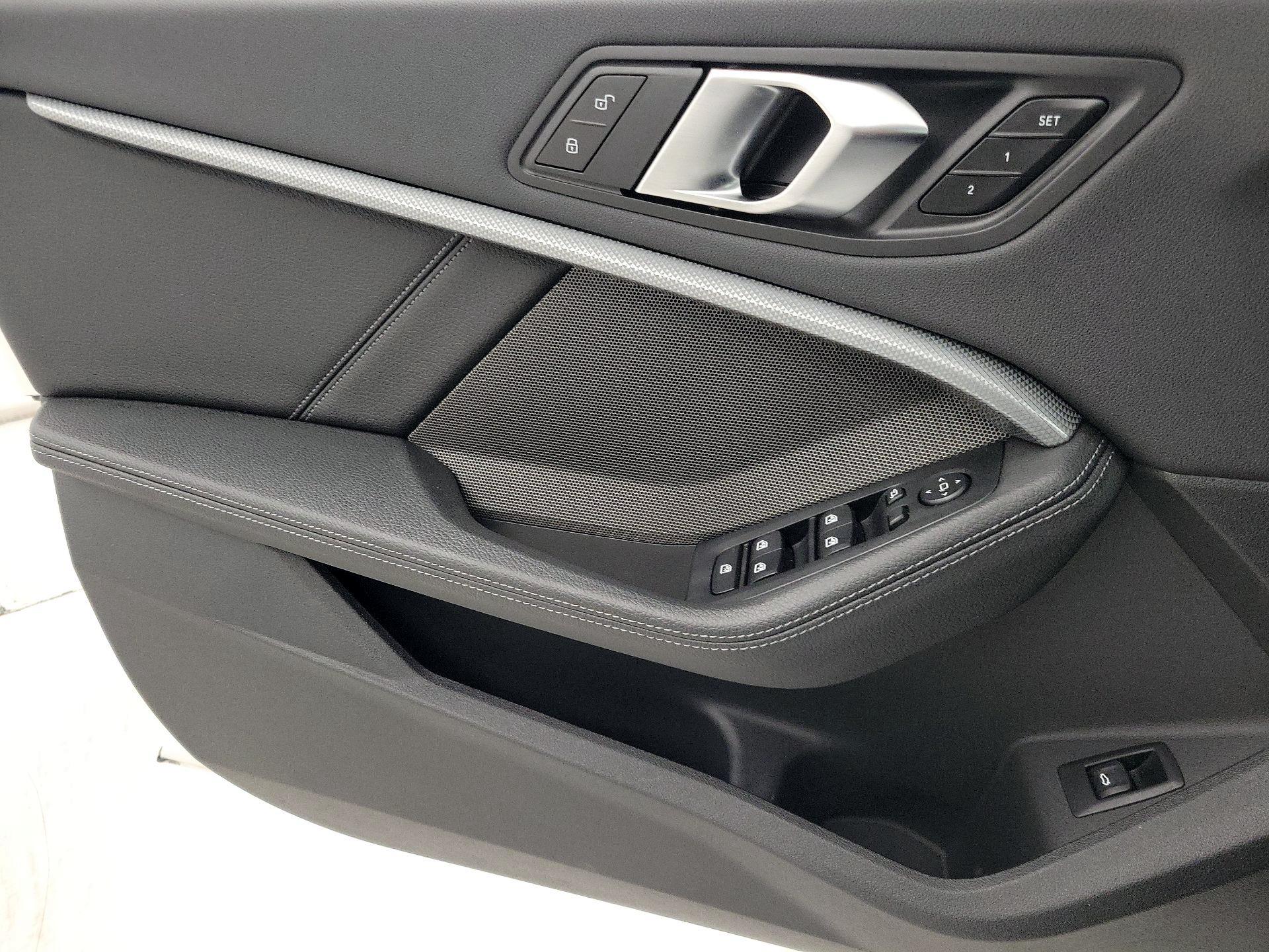 Thumbnail: 2023 BMW 2 Series - 12