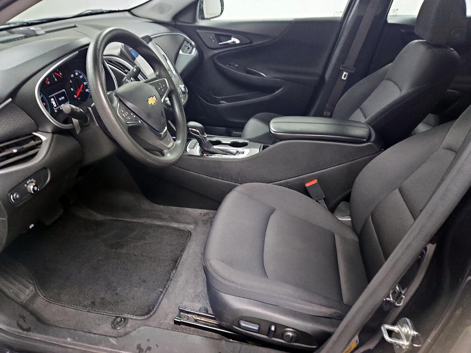 Thumbnail: 2023 Chevrolet Malibu - 11